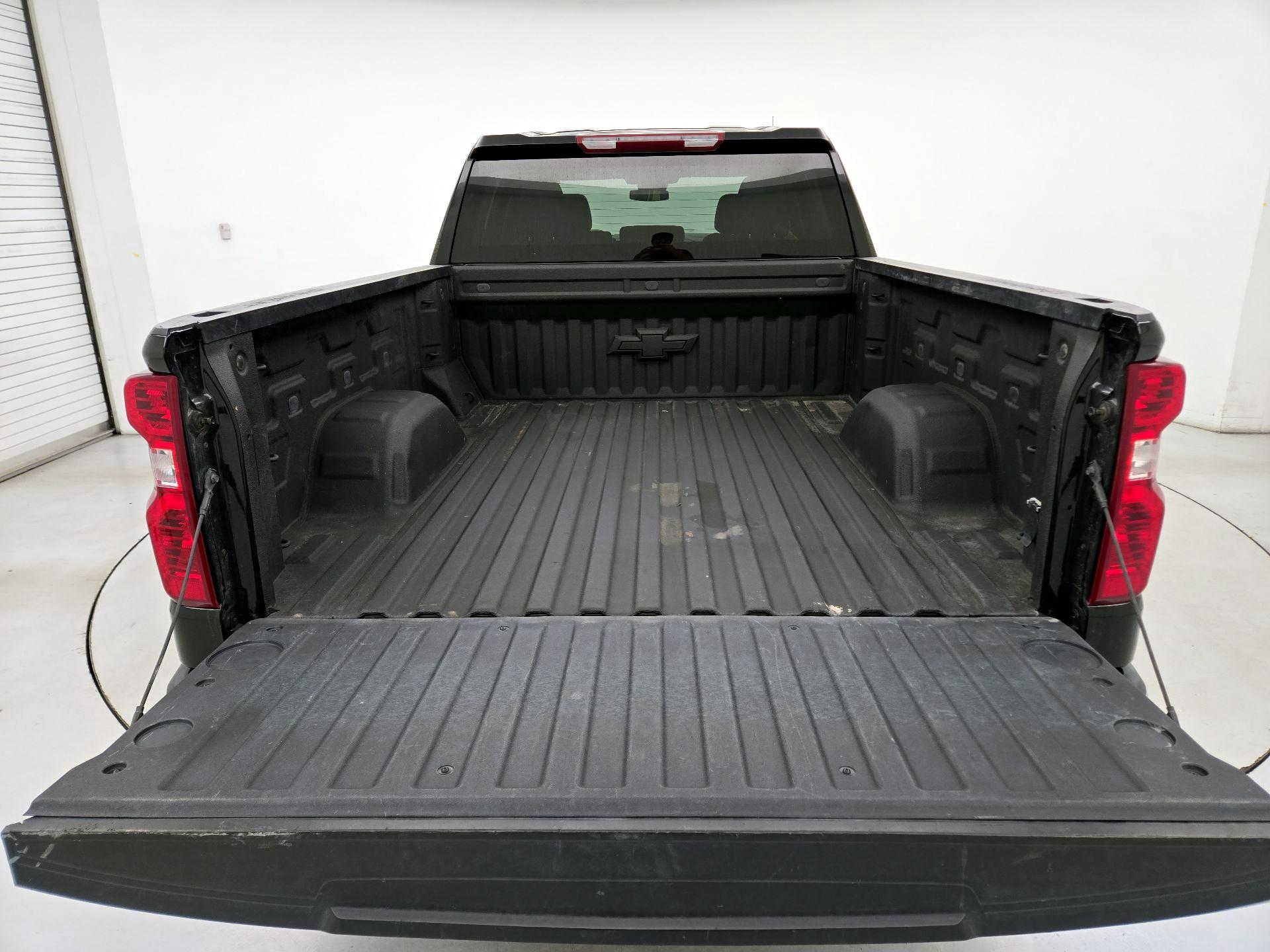 Thumbnail: 2023 Chevrolet Silverado 1500 - 20