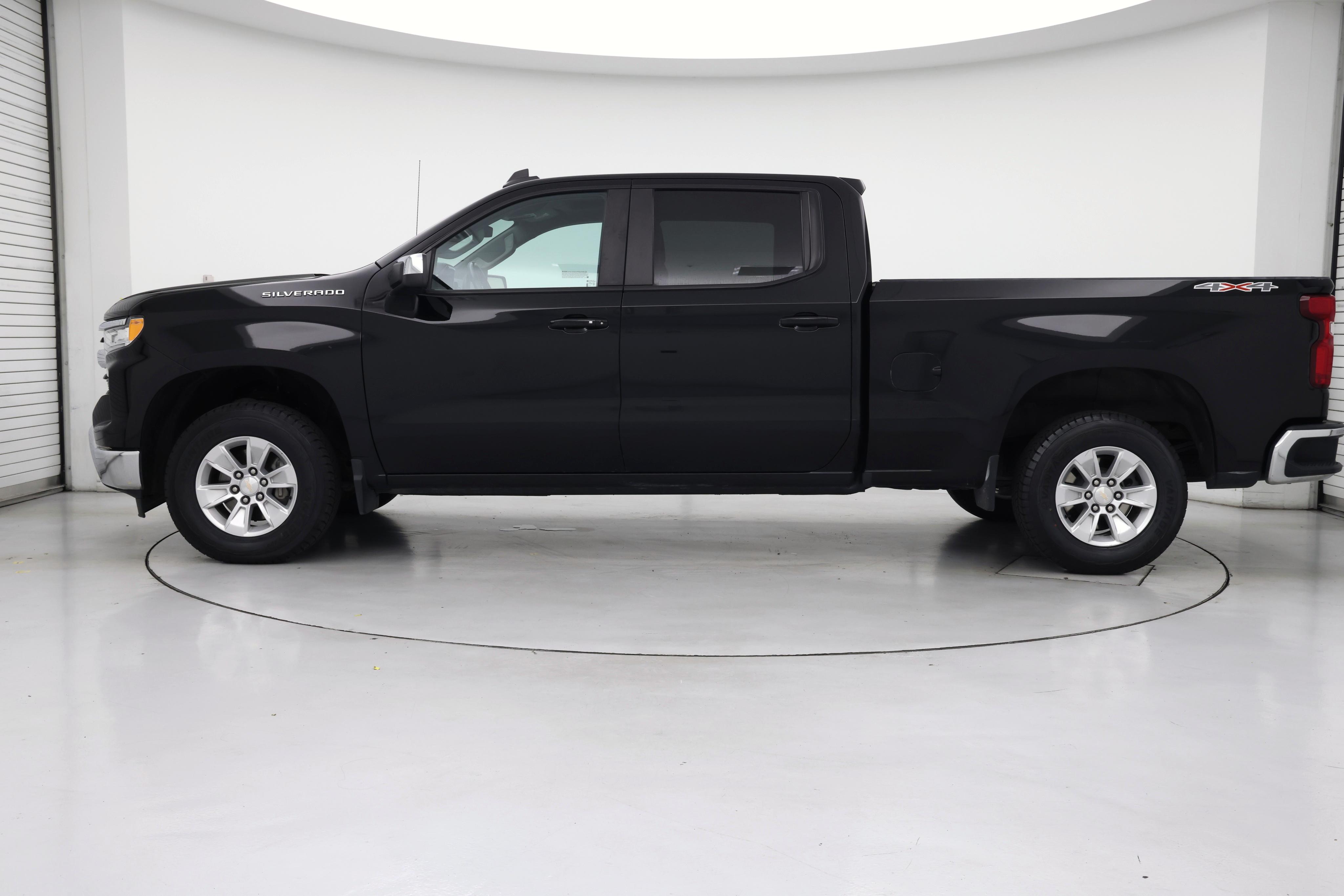 Thumbnail: 2023 Chevrolet Silverado 1500 - 3