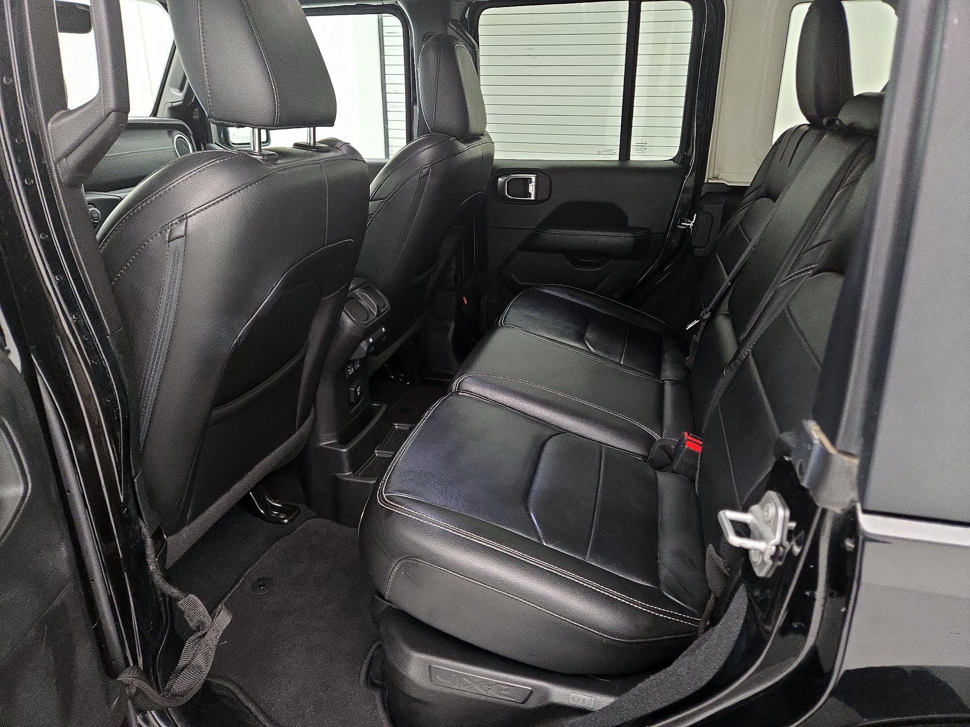 Thumbnail: 2023 Jeep Wrangler - 19