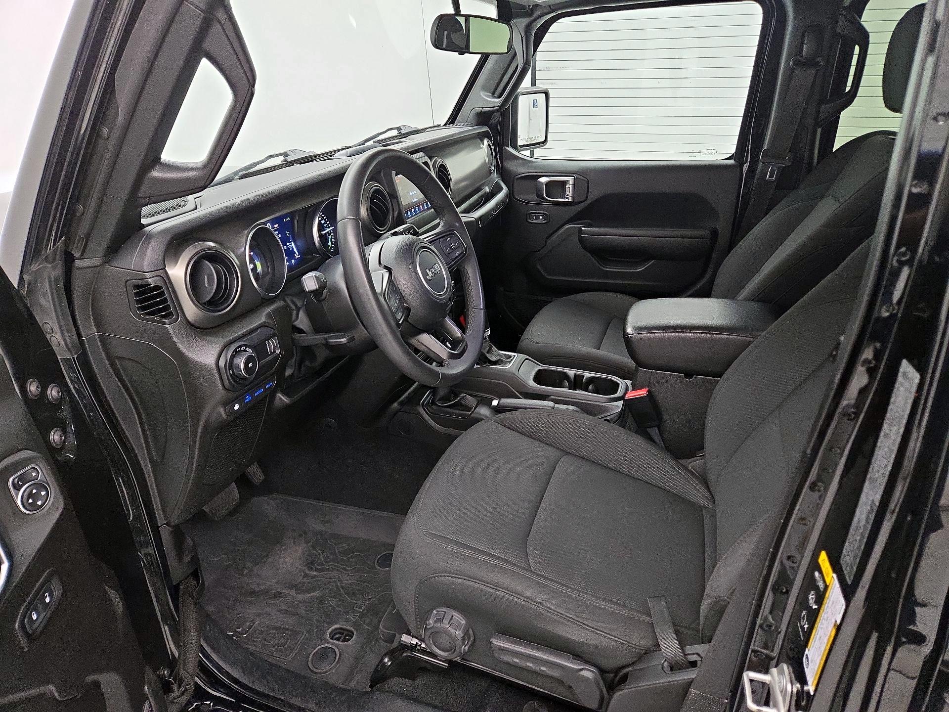 Thumbnail: 2023 Jeep Wrangler - 11