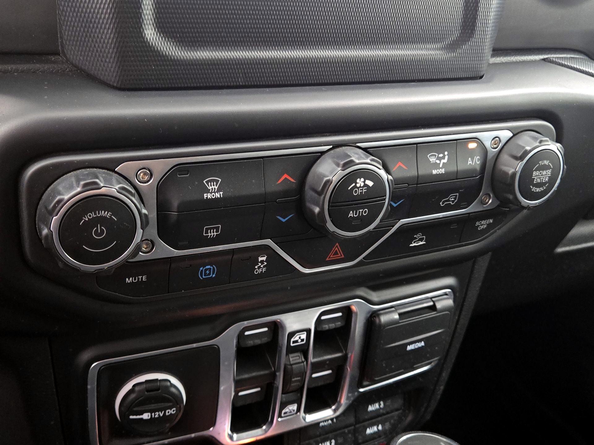 Thumbnail: 2023 Jeep Wrangler - 16