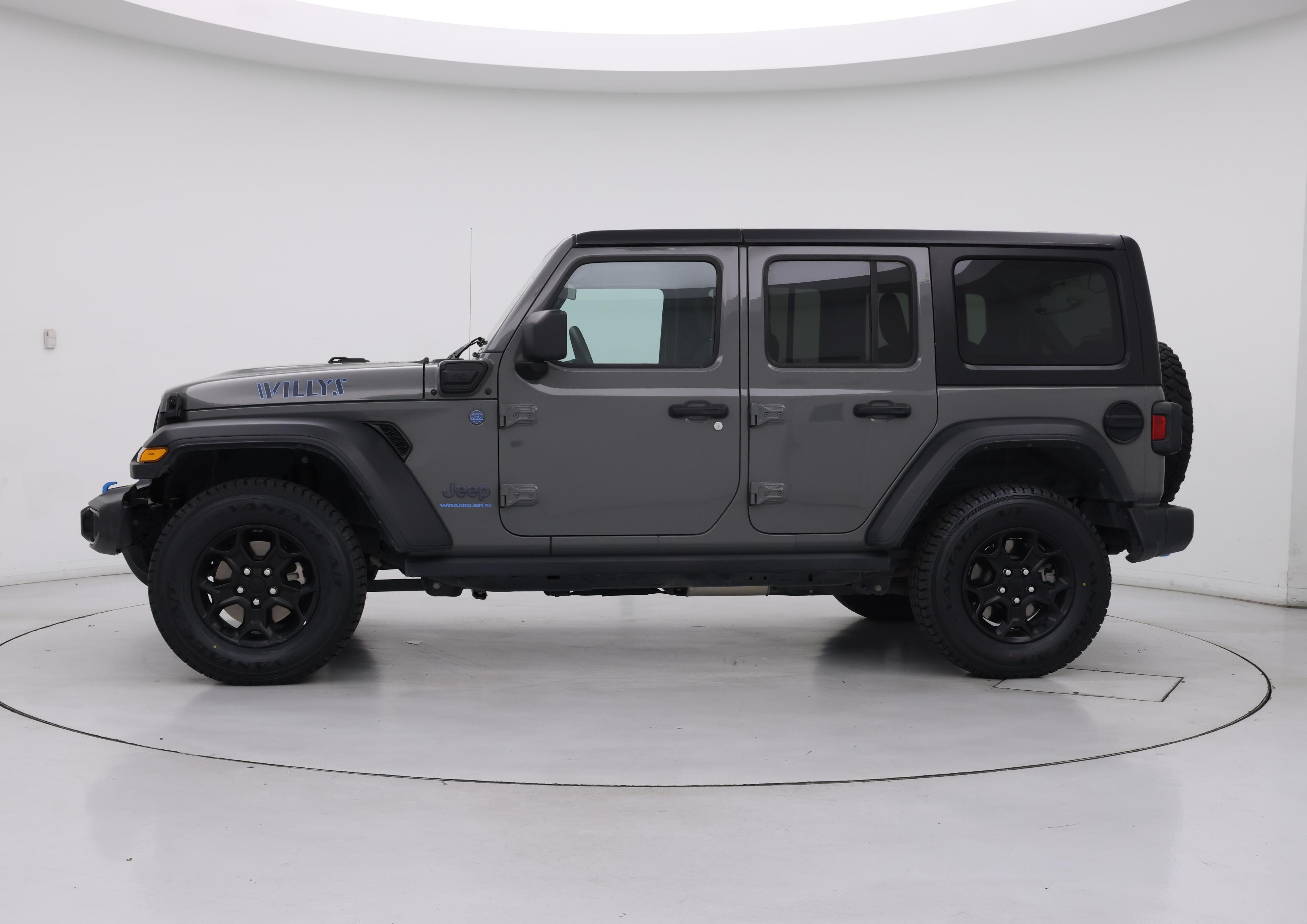 Thumbnail: 2023 Jeep Wrangler - 3