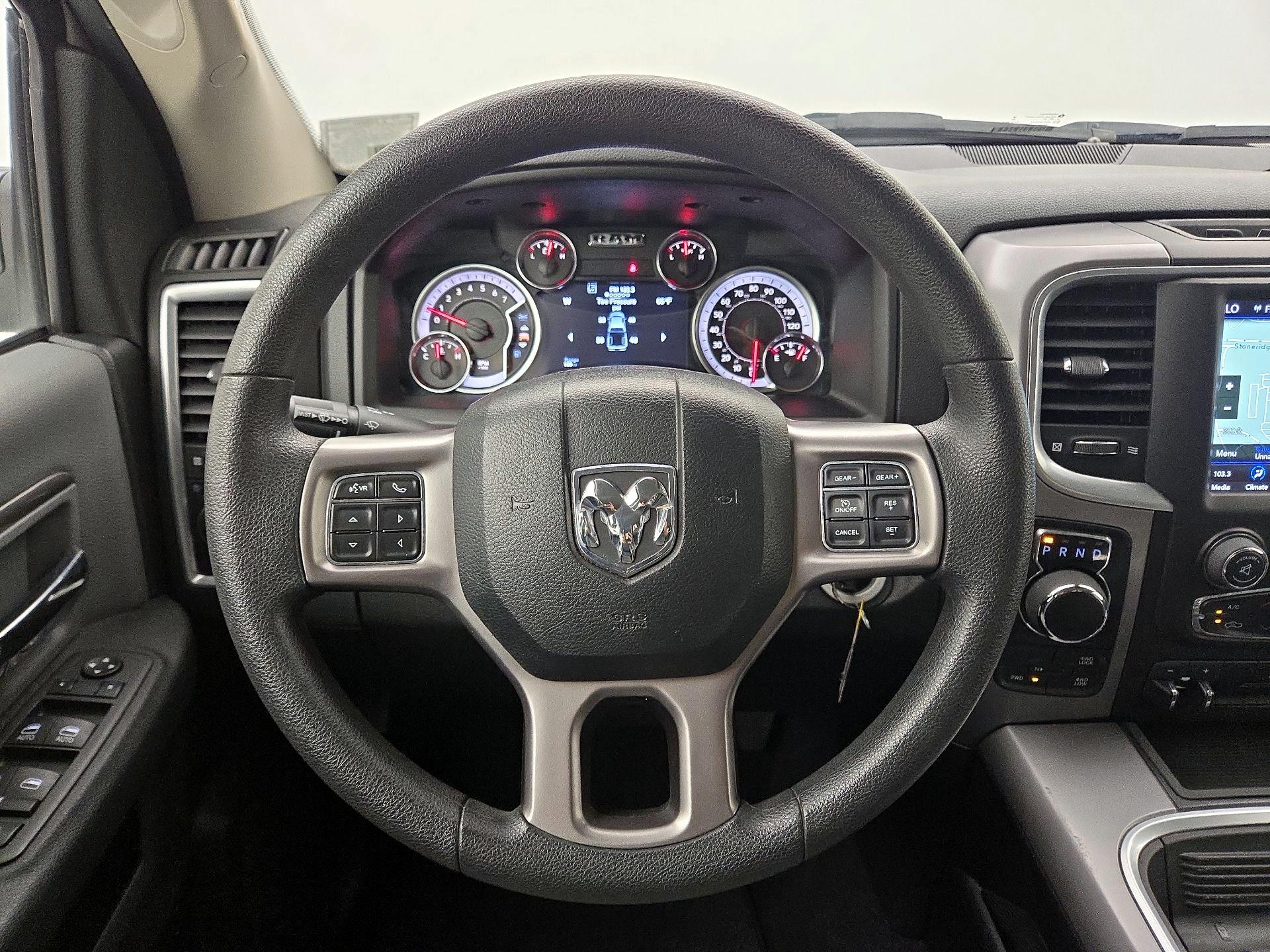 Thumbnail: 2023 RAM 1500 Classic - 10