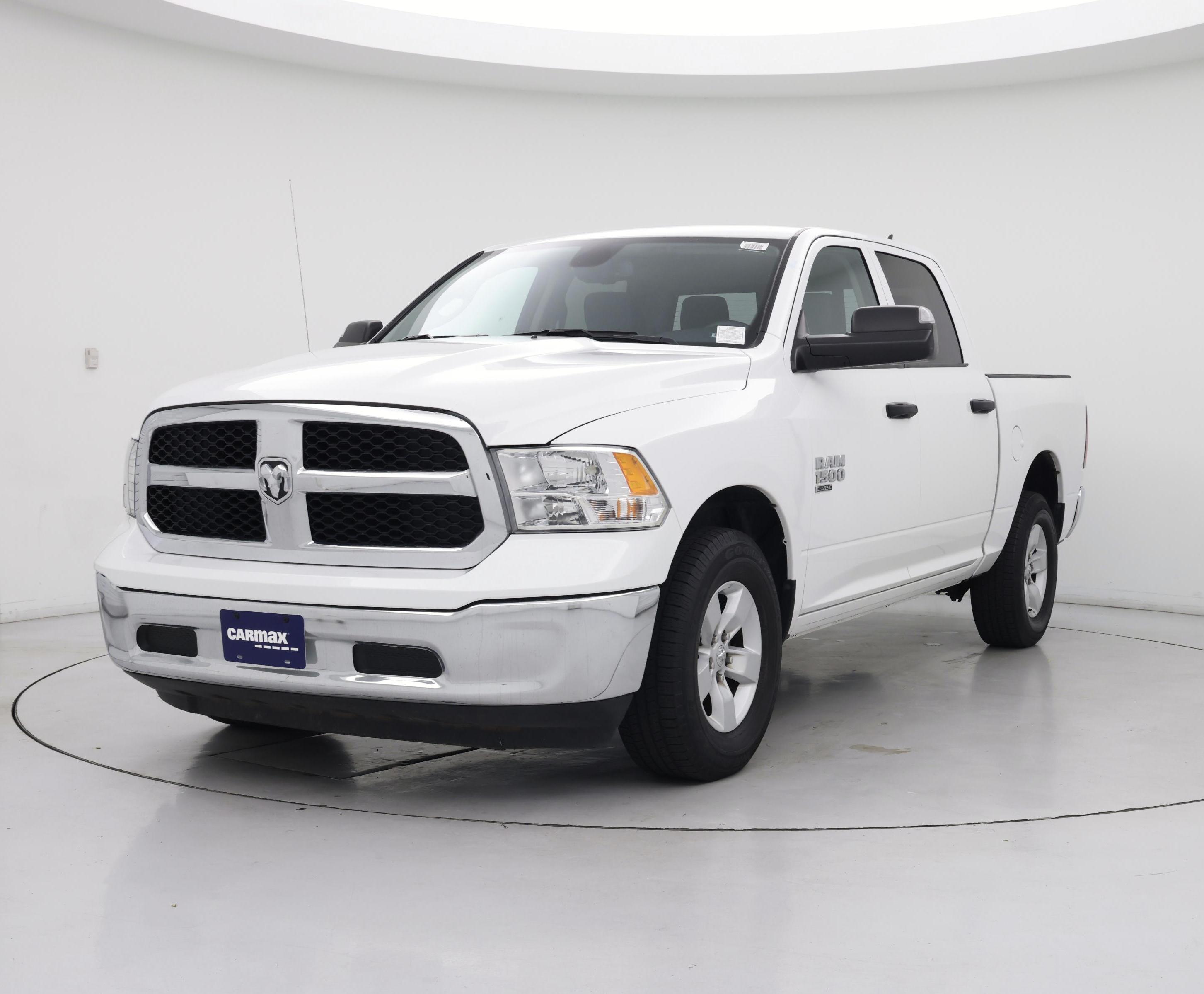 Thumbnail: 2023 RAM 1500 Classic - 4