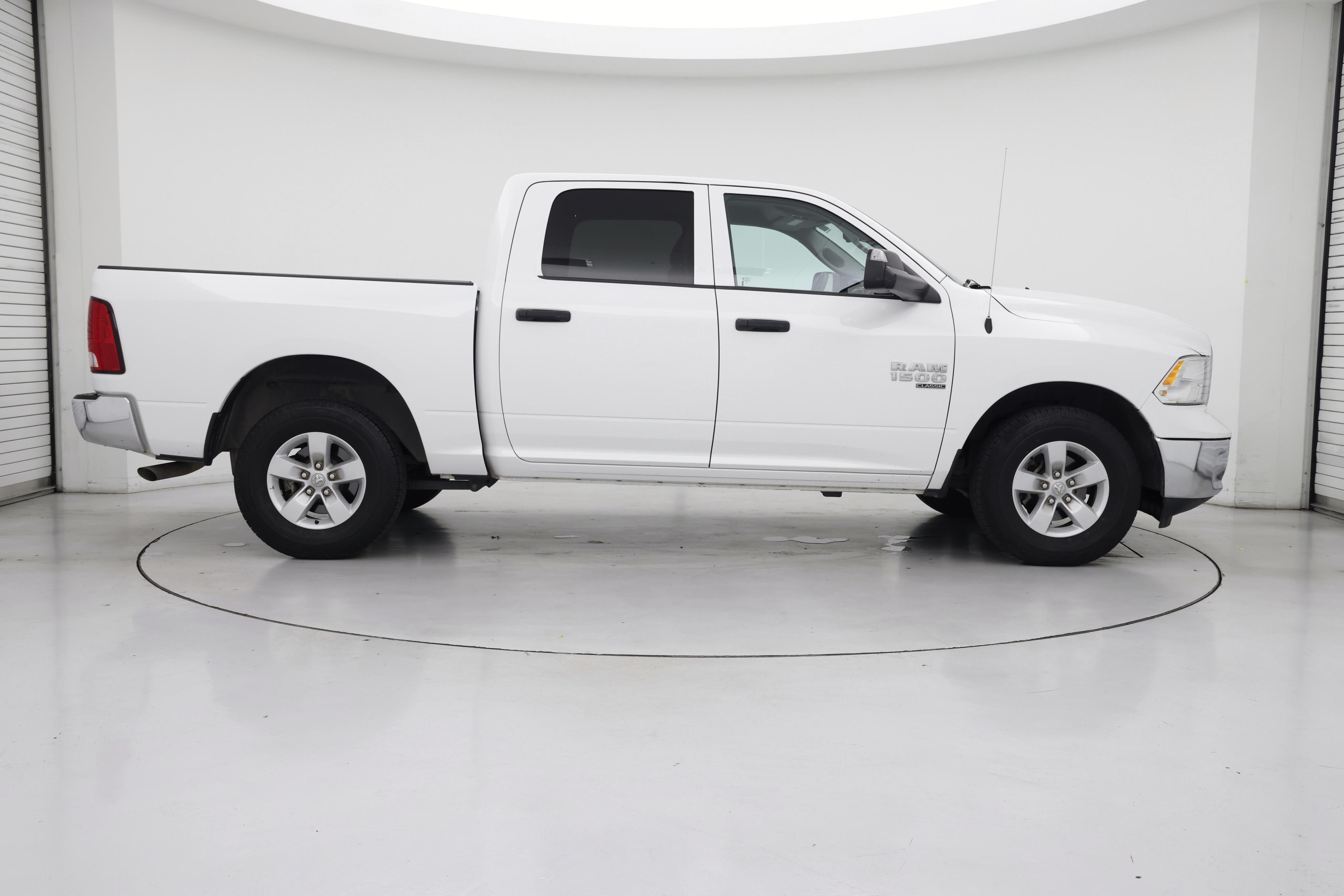 Thumbnail: 2023 RAM 1500 Classic - 7