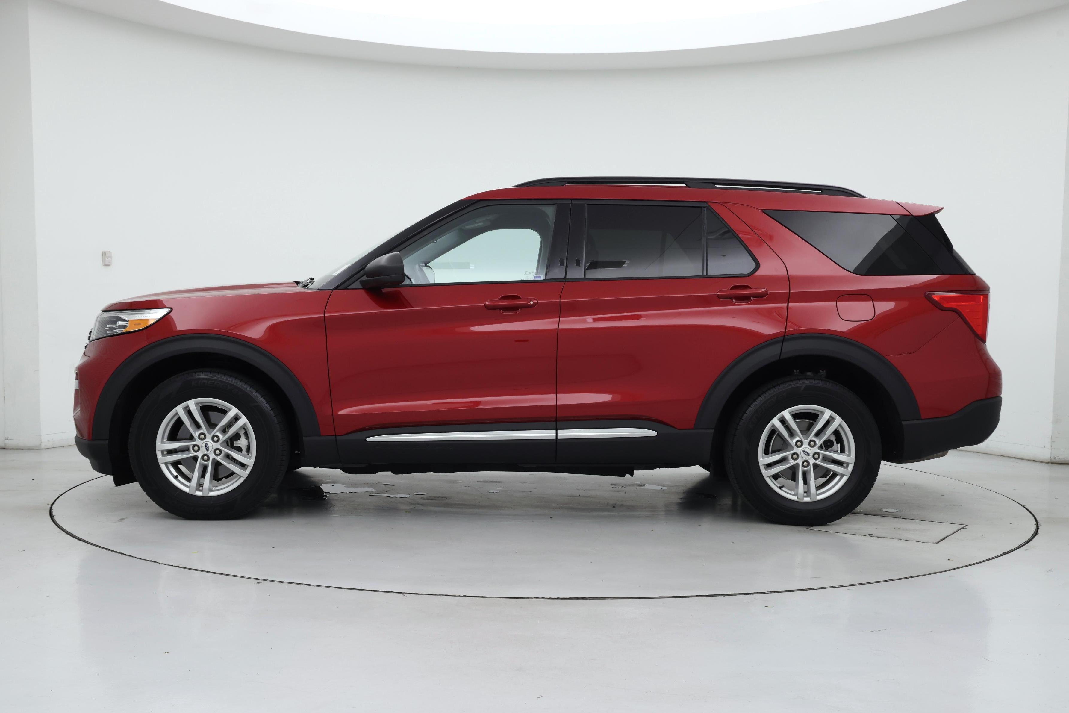 Thumbnail: 2023 Ford Explorer - 3