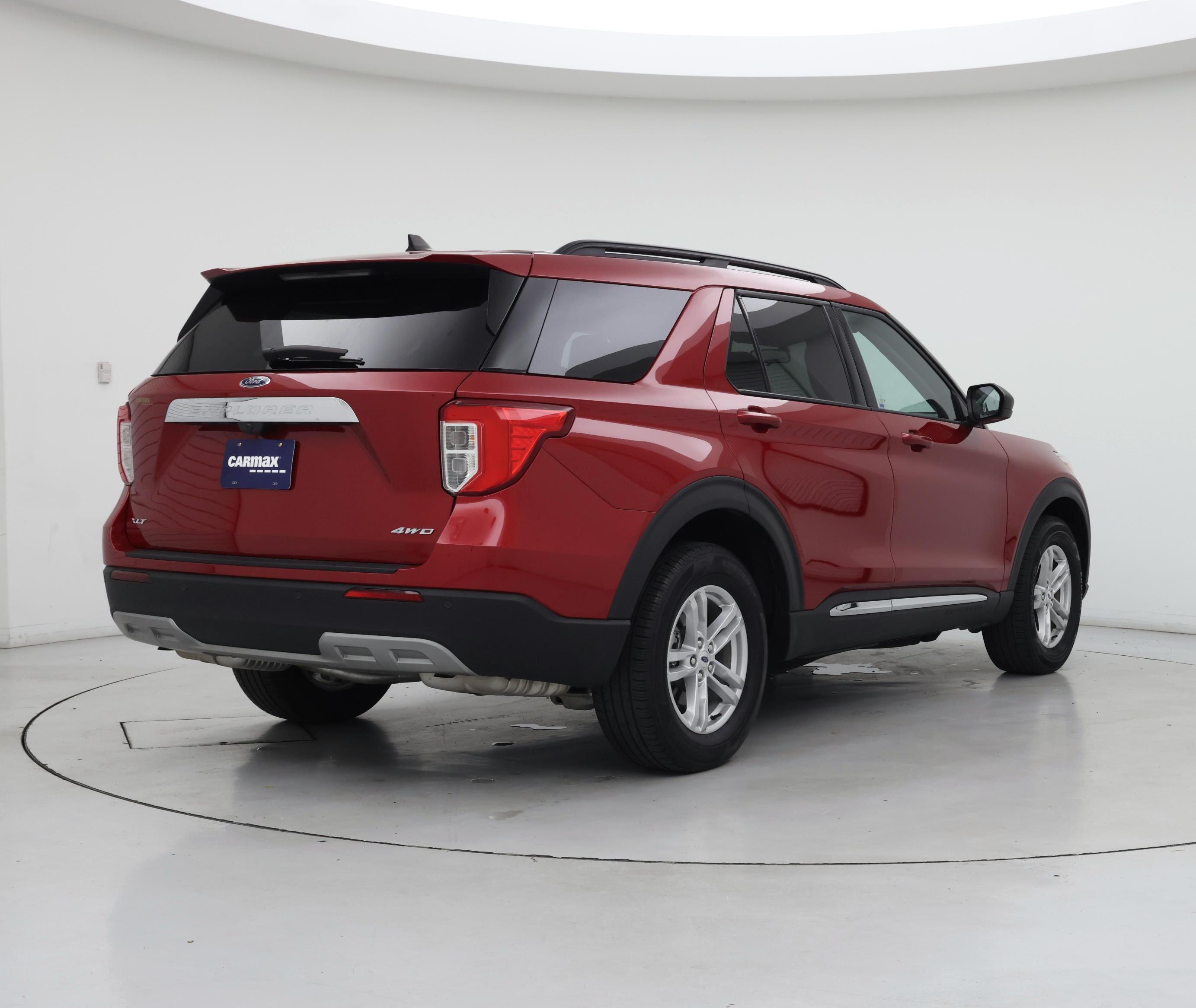 Thumbnail: 2023 Ford Explorer - 8