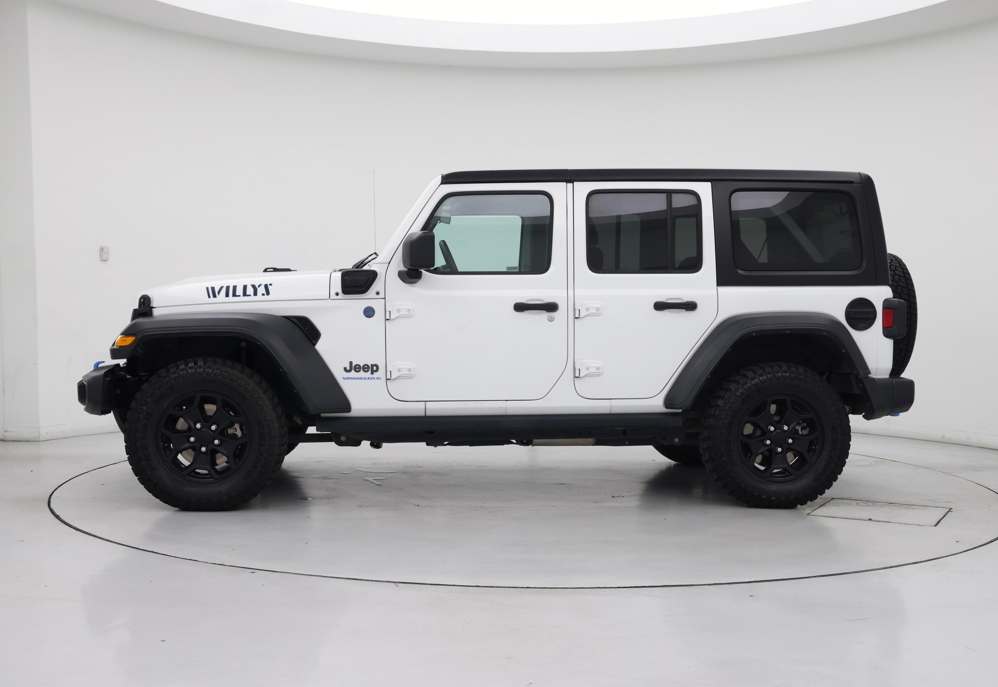 Thumbnail: 2023 Jeep Wrangler - 3