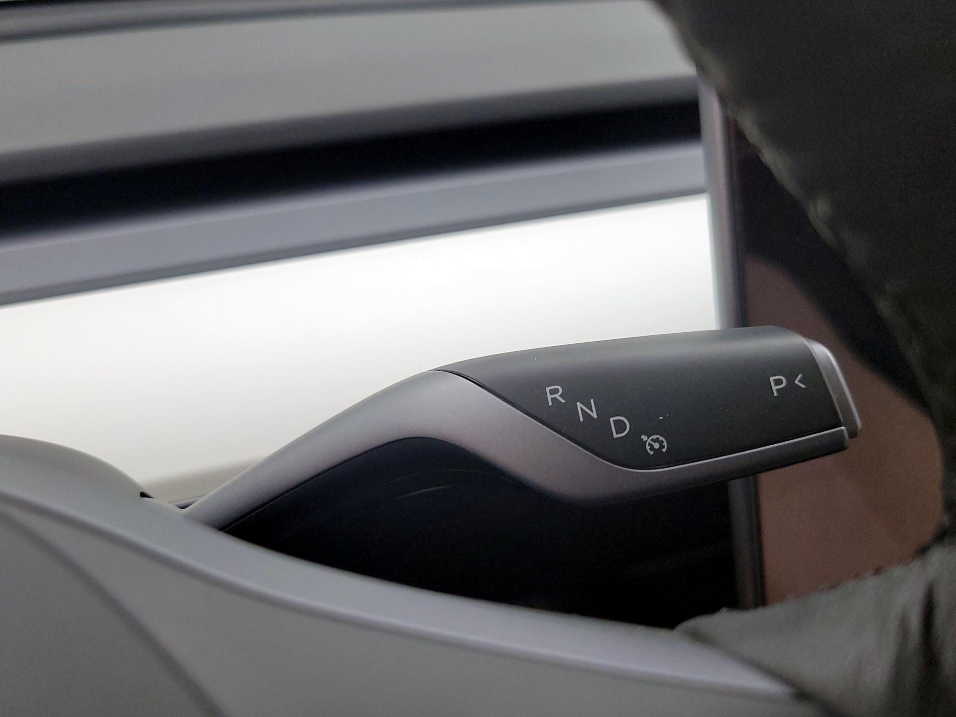 Thumbnail: 2022 Tesla Model Y - 17