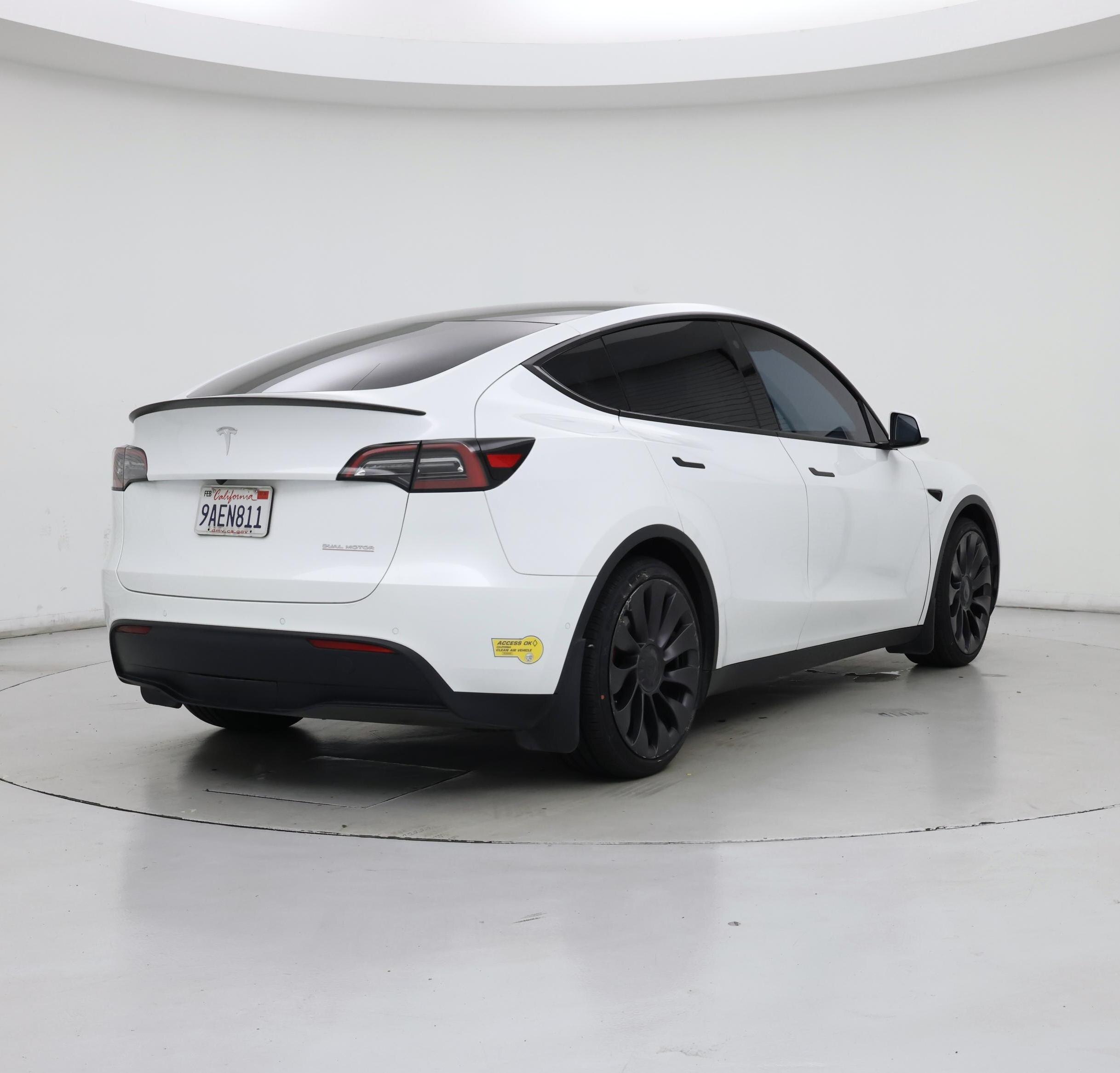 Thumbnail: 2022 Tesla Model Y - 8