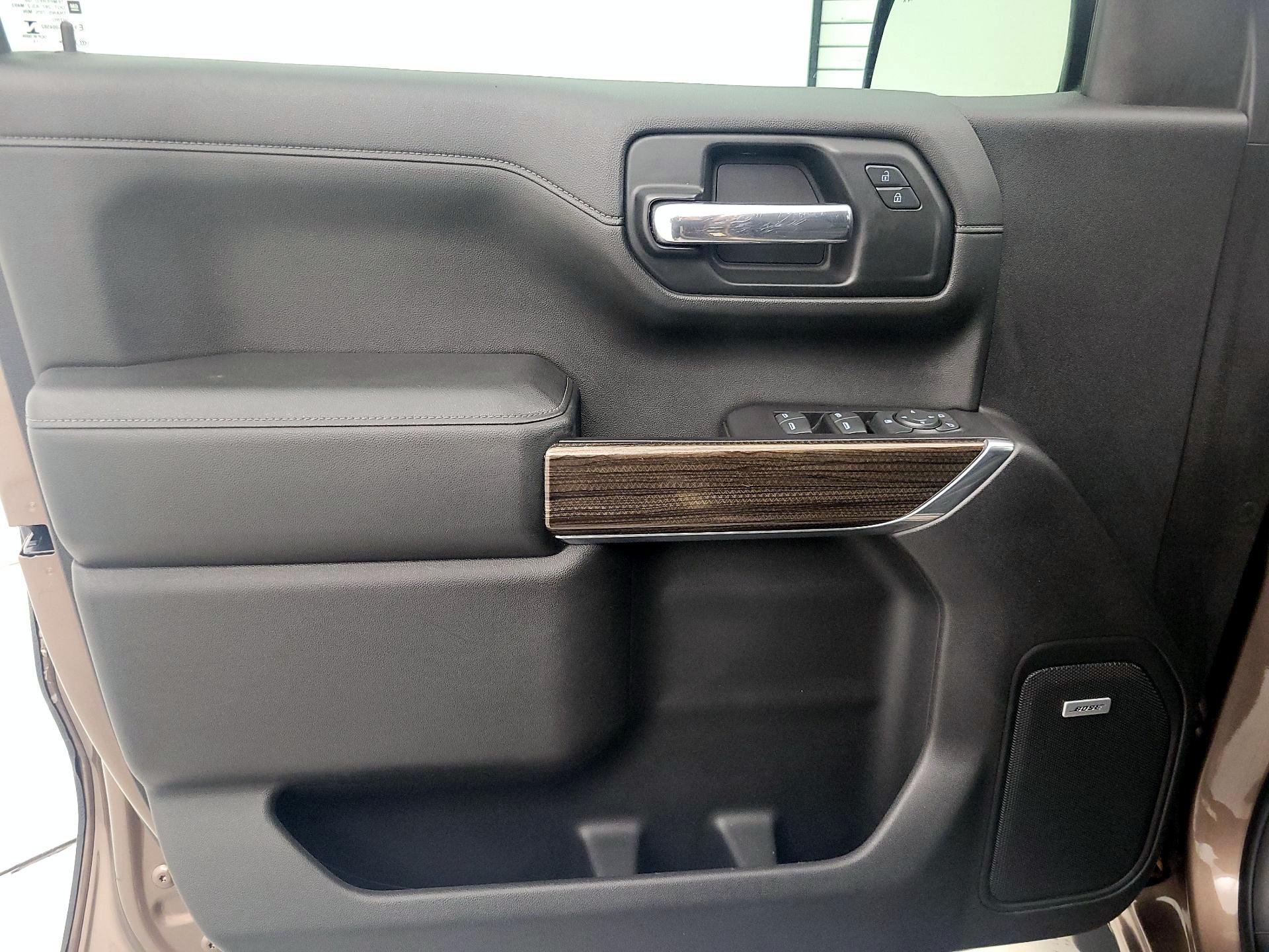 Thumbnail: 2019 Chevrolet Silverado 1500 - 12