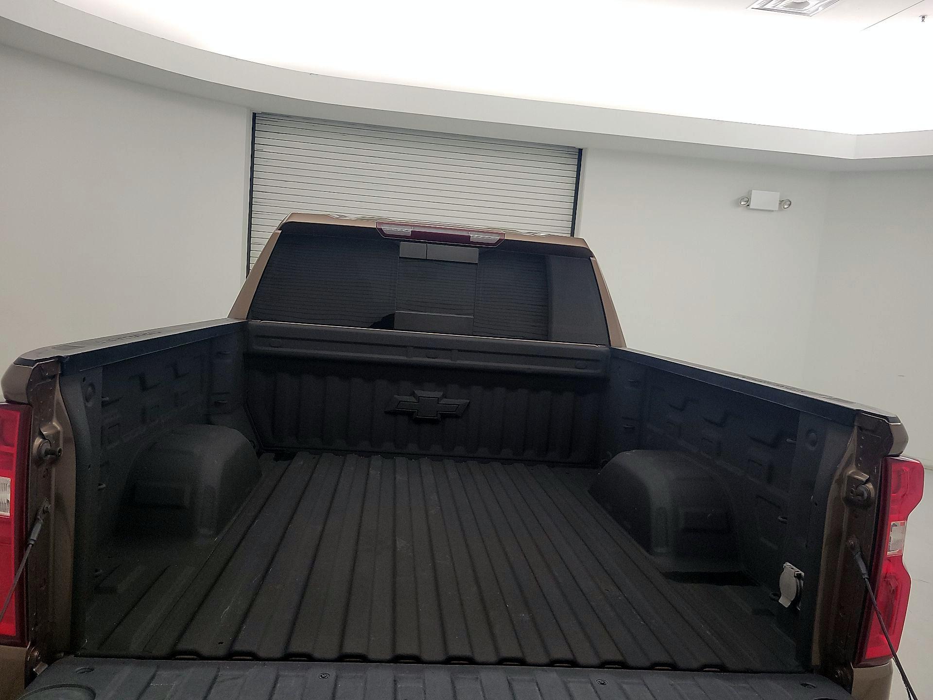 Thumbnail: 2019 Chevrolet Silverado 1500 - 20