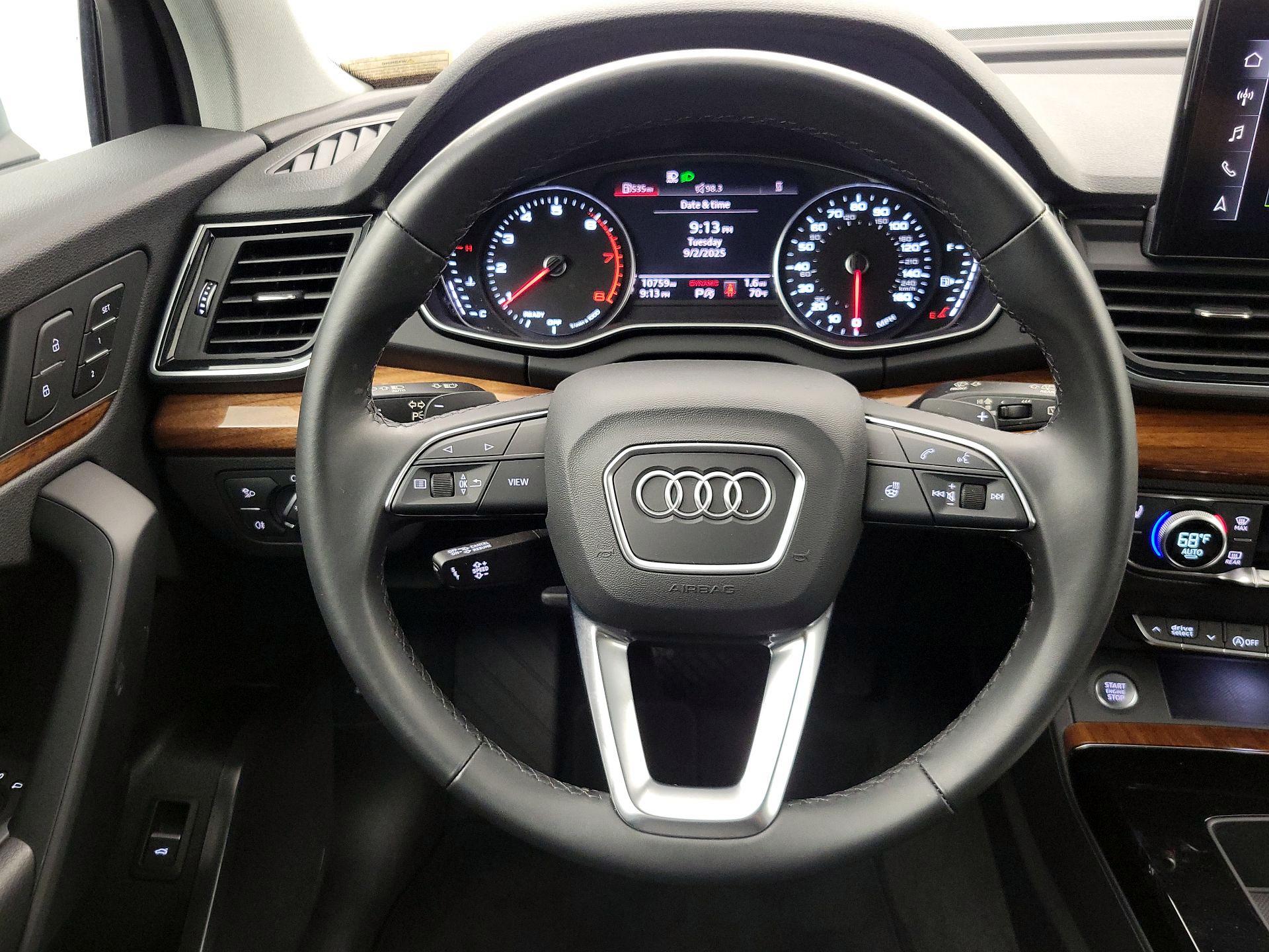Thumbnail: 2022 Audi Q5 - 10