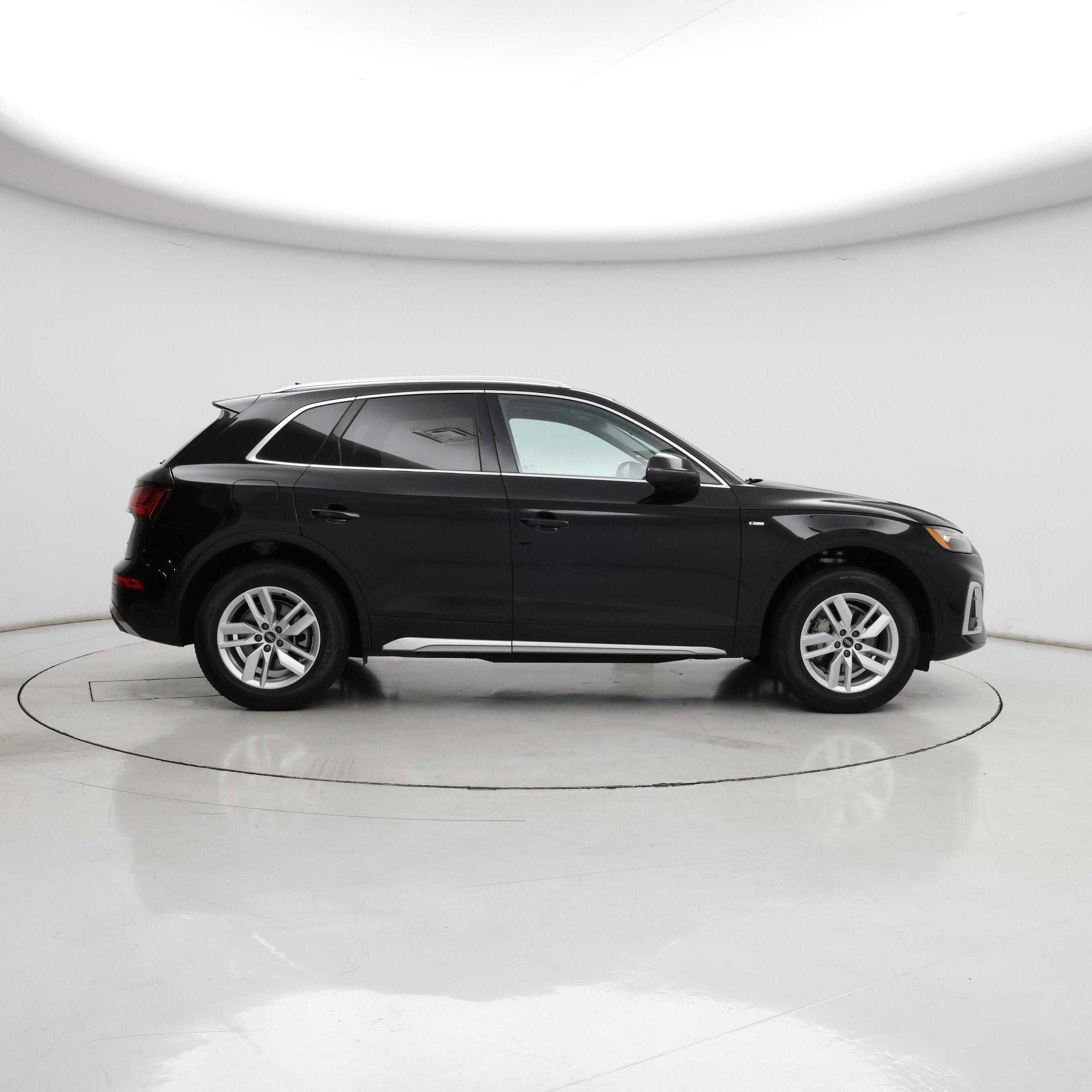 Thumbnail: 2022 Audi Q5 - 7