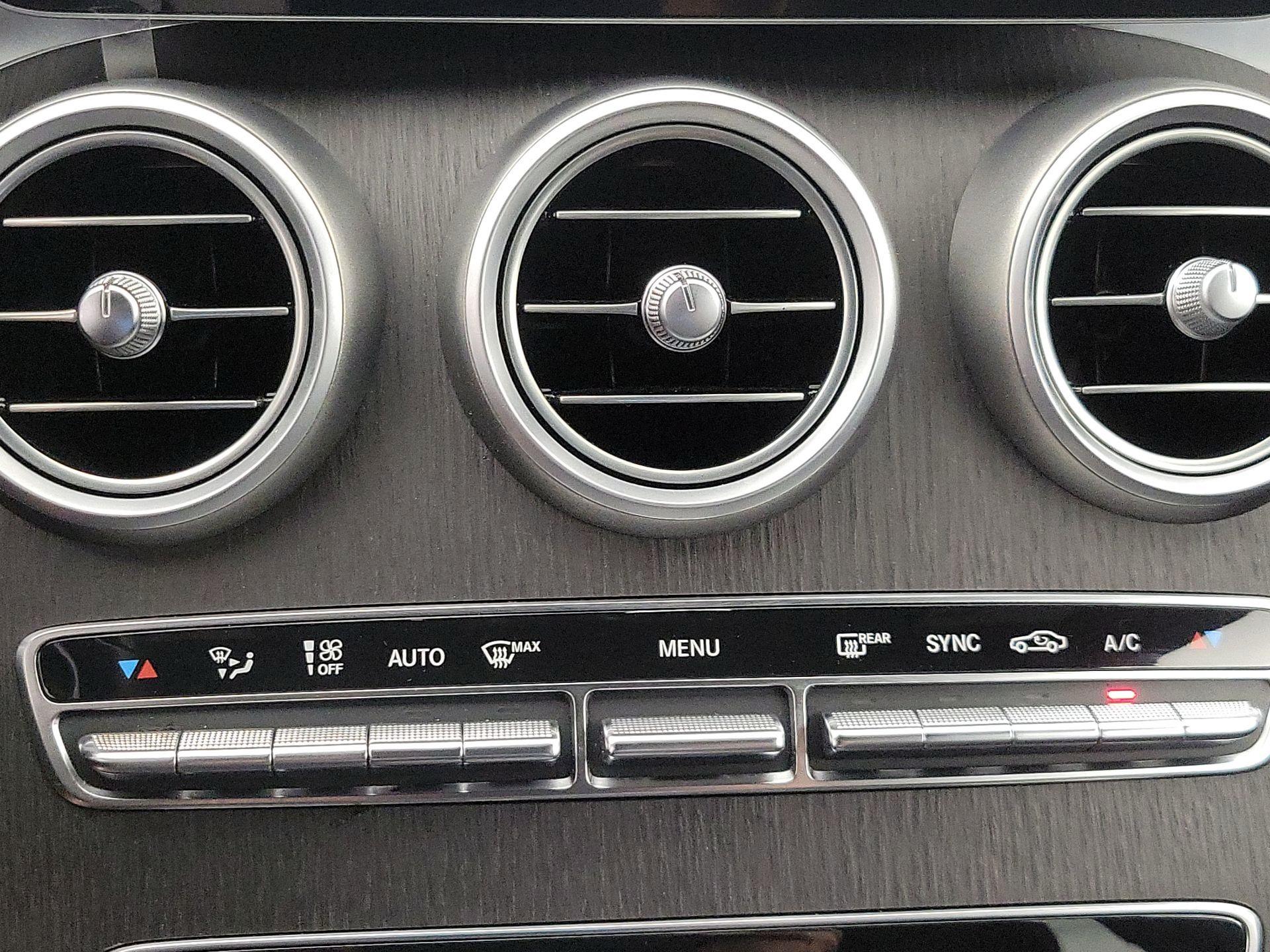 Thumbnail: 2020 Mercedes-Benz C-Class - 16