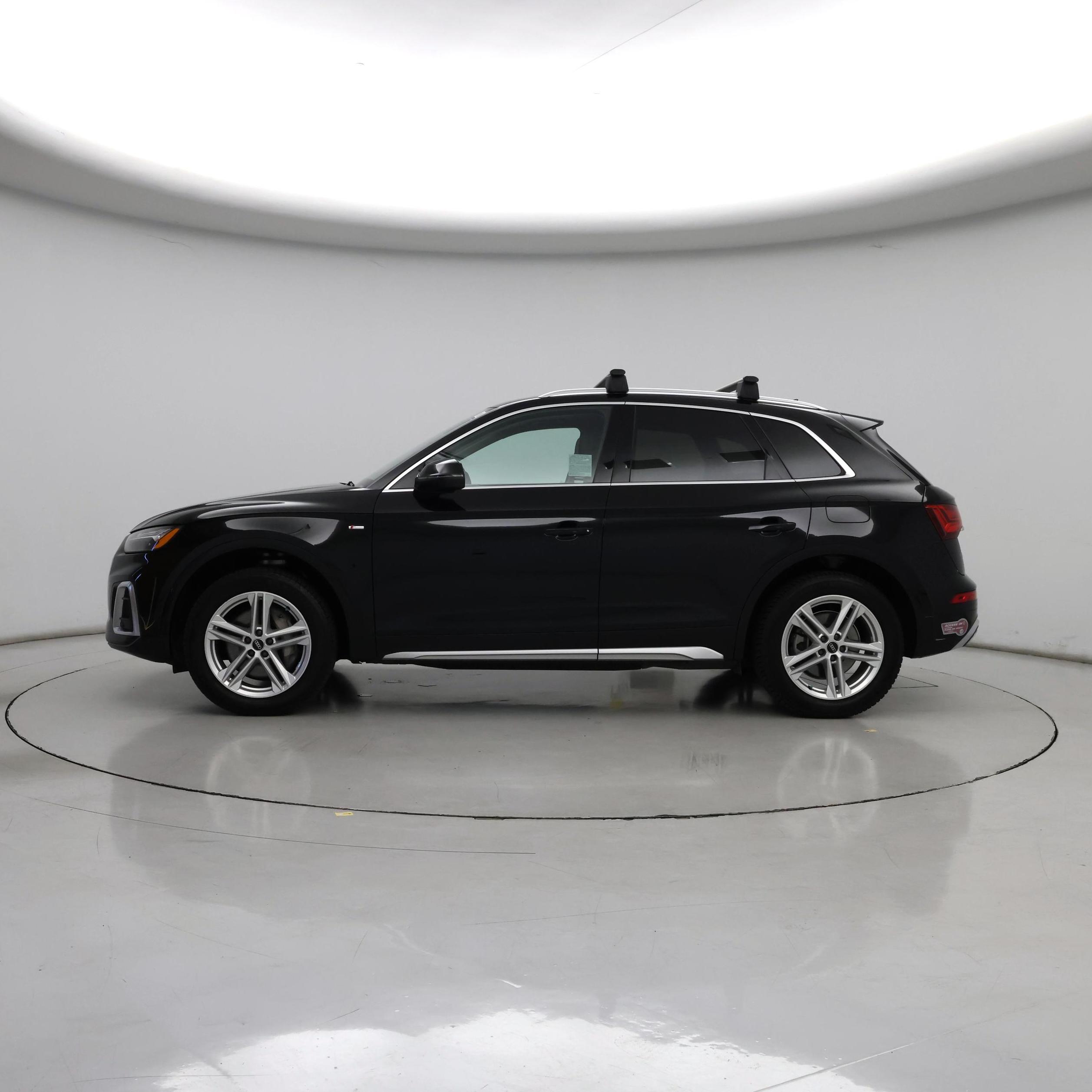 Thumbnail: 2021 Audi Q5 - 3