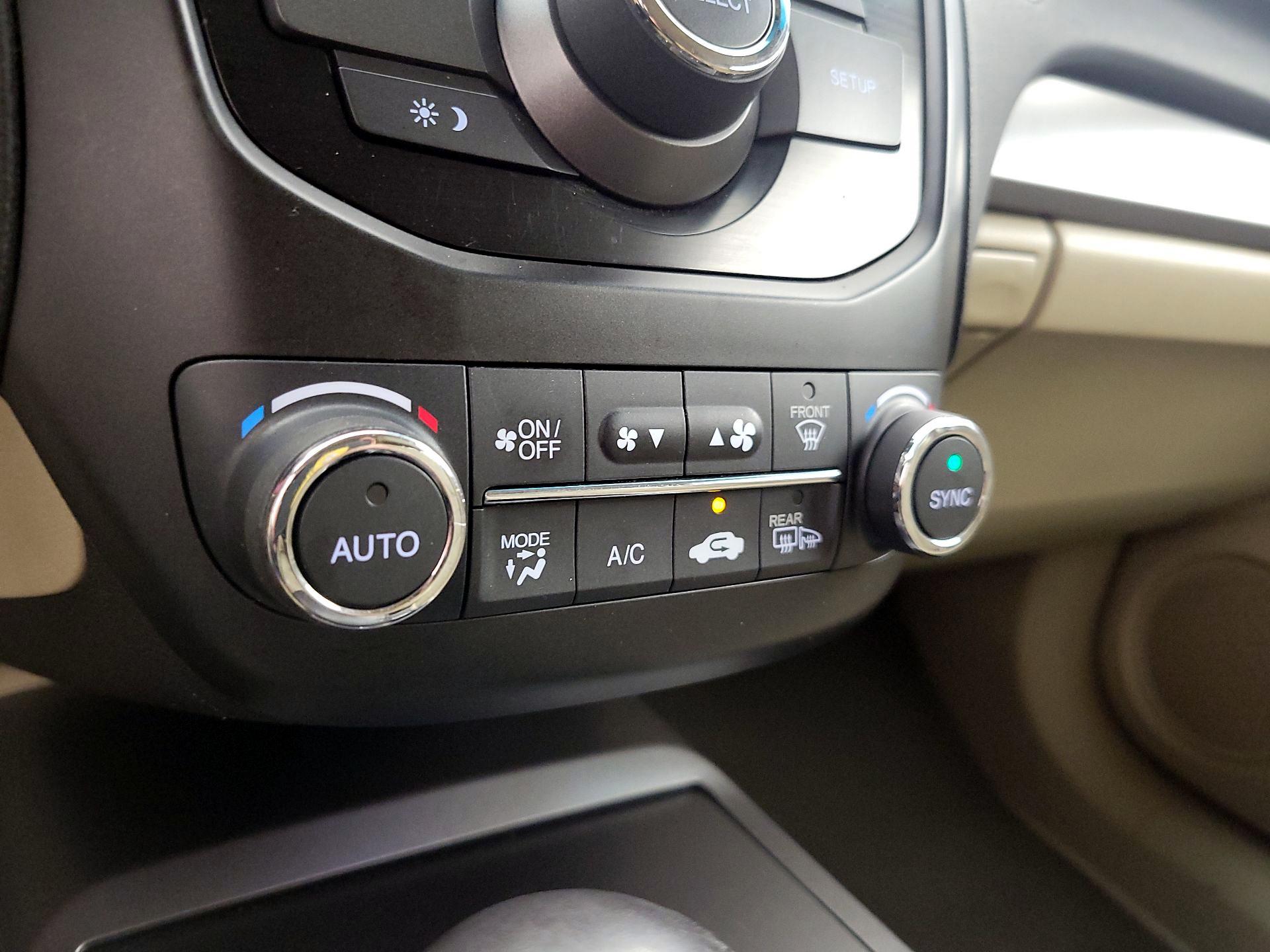 Thumbnail: 2015 Acura RDX - 16