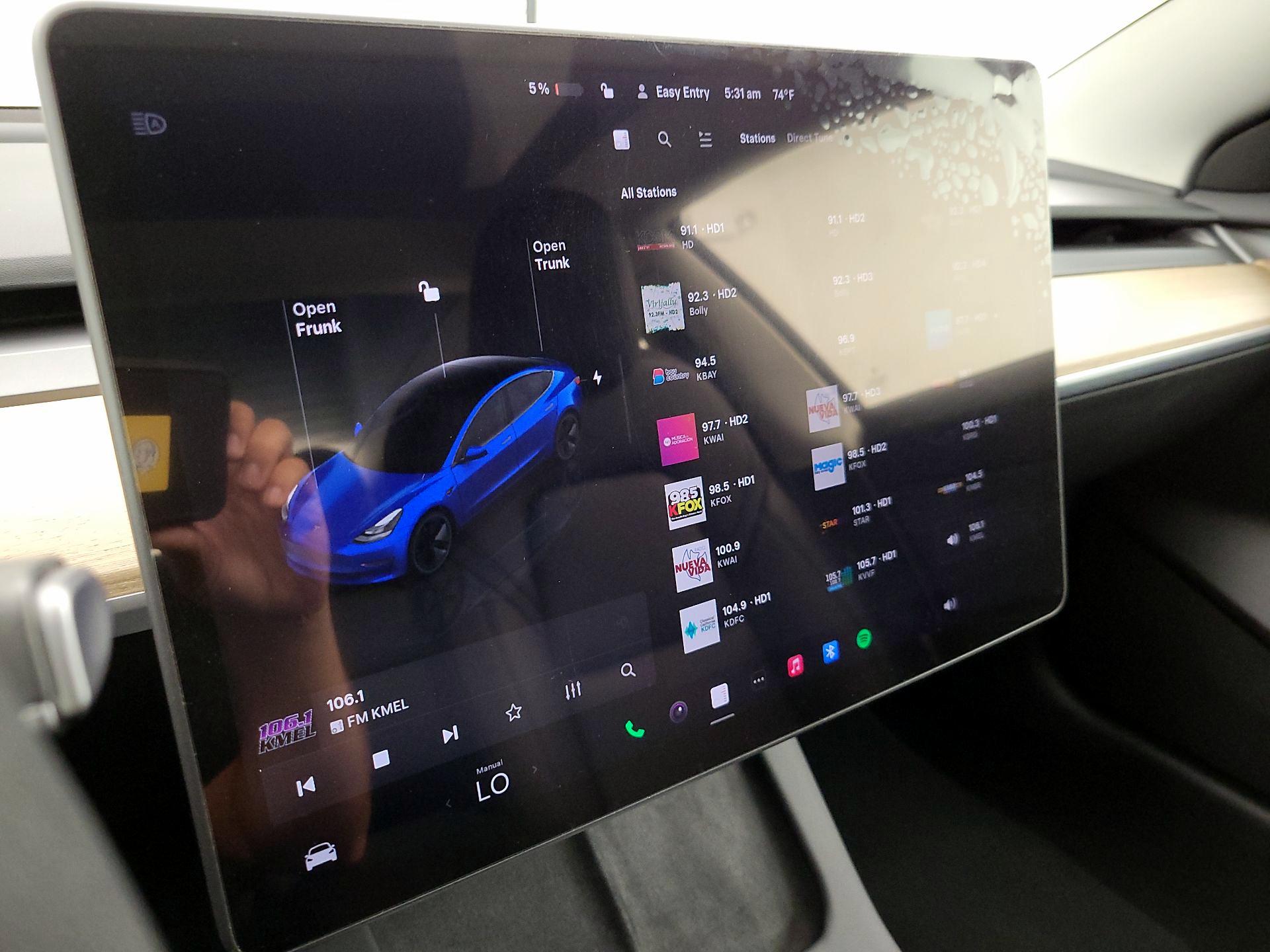 Thumbnail: 2023 Tesla Model 3 - 15