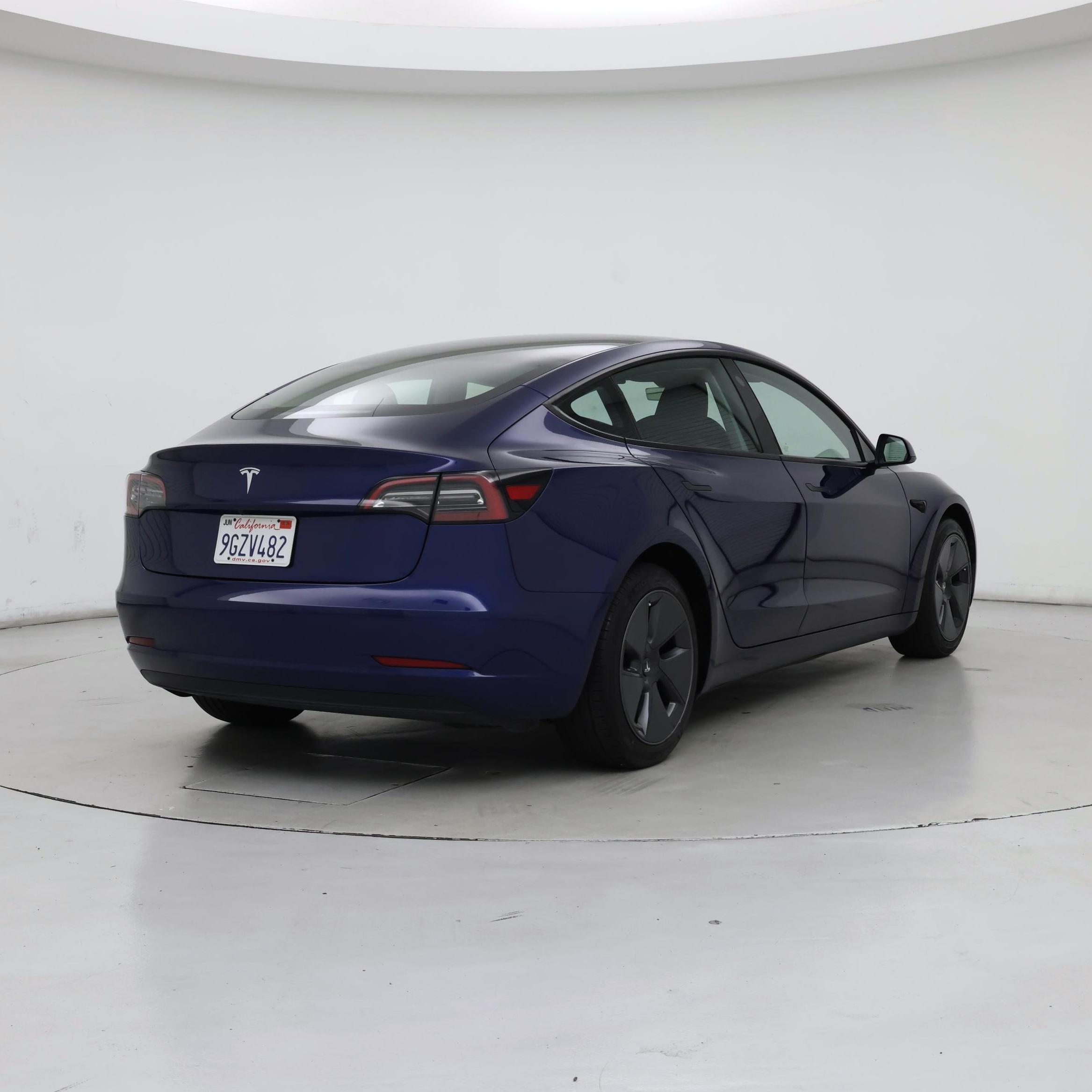 Thumbnail: 2023 Tesla Model 3 - 8