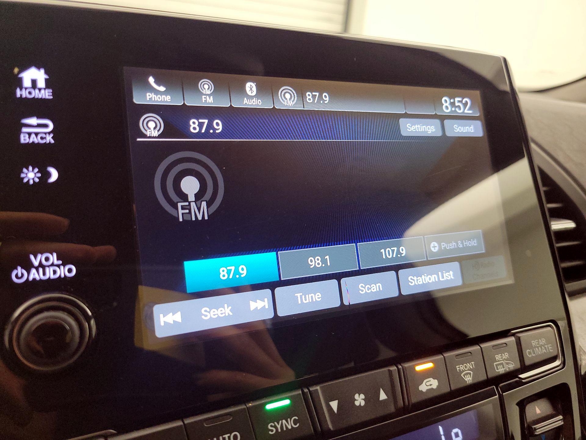 Thumbnail: 2019 Honda Odyssey - 15