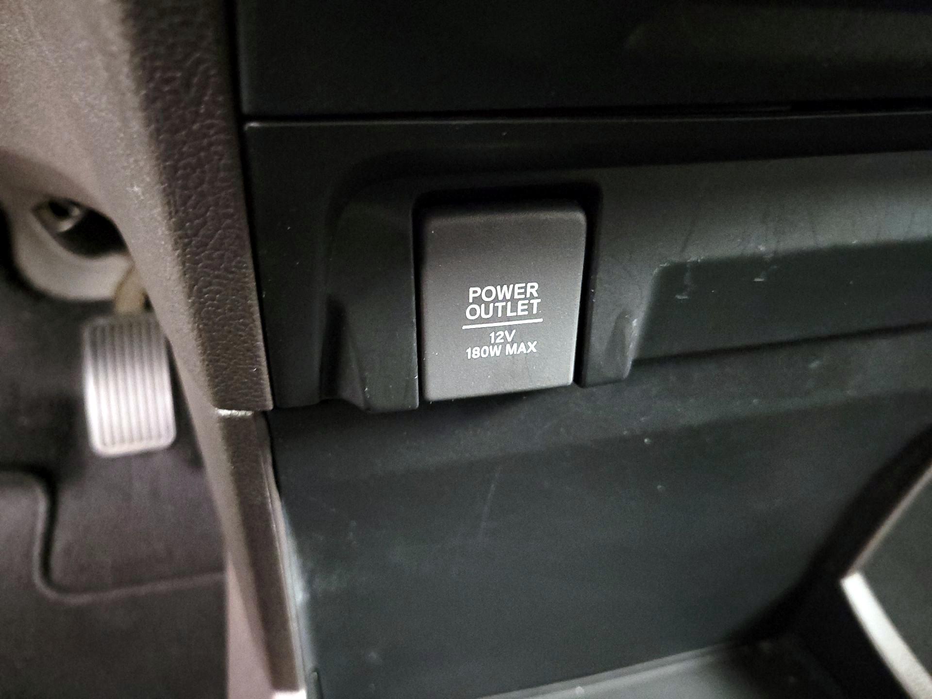 Thumbnail: 2019 Honda Odyssey - 18