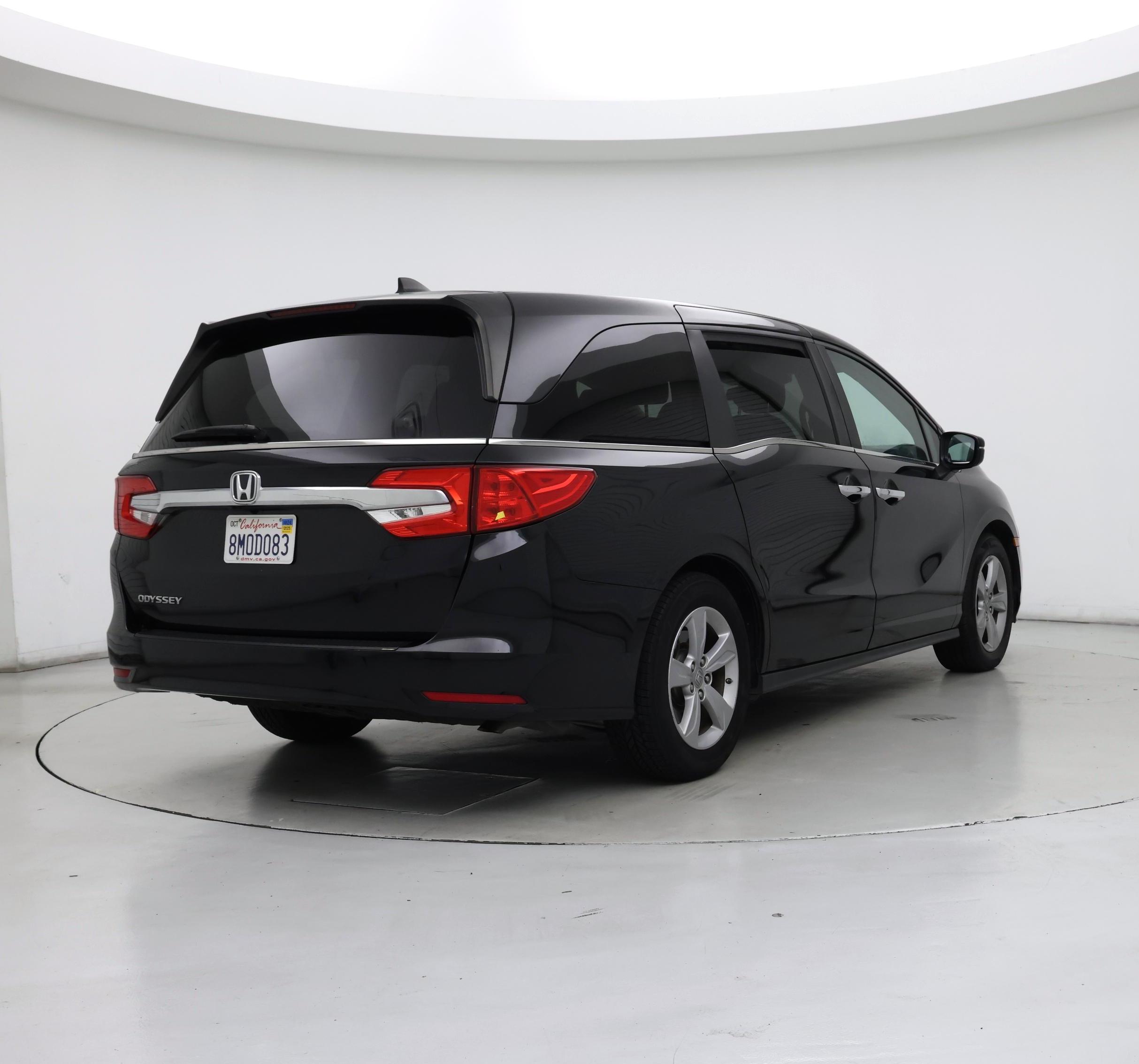 Thumbnail: 2019 Honda Odyssey - 8