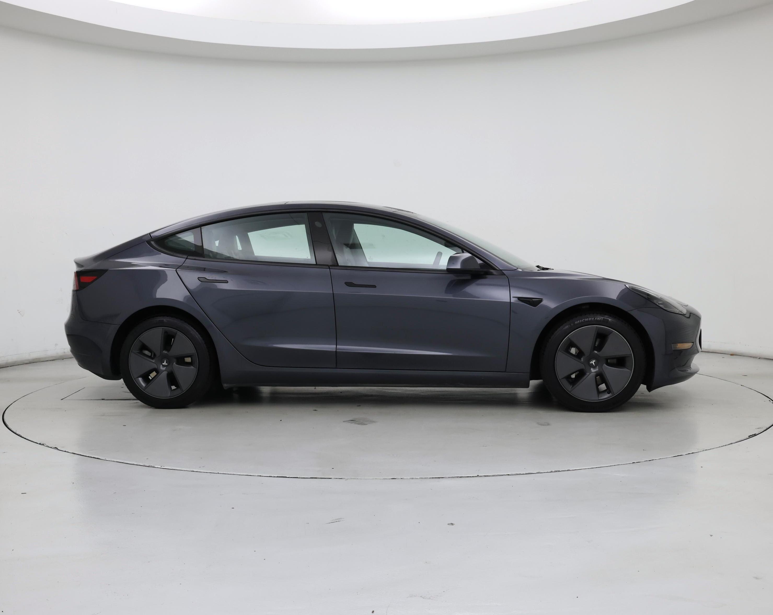 Thumbnail: 2023 Tesla Model 3 - 7
