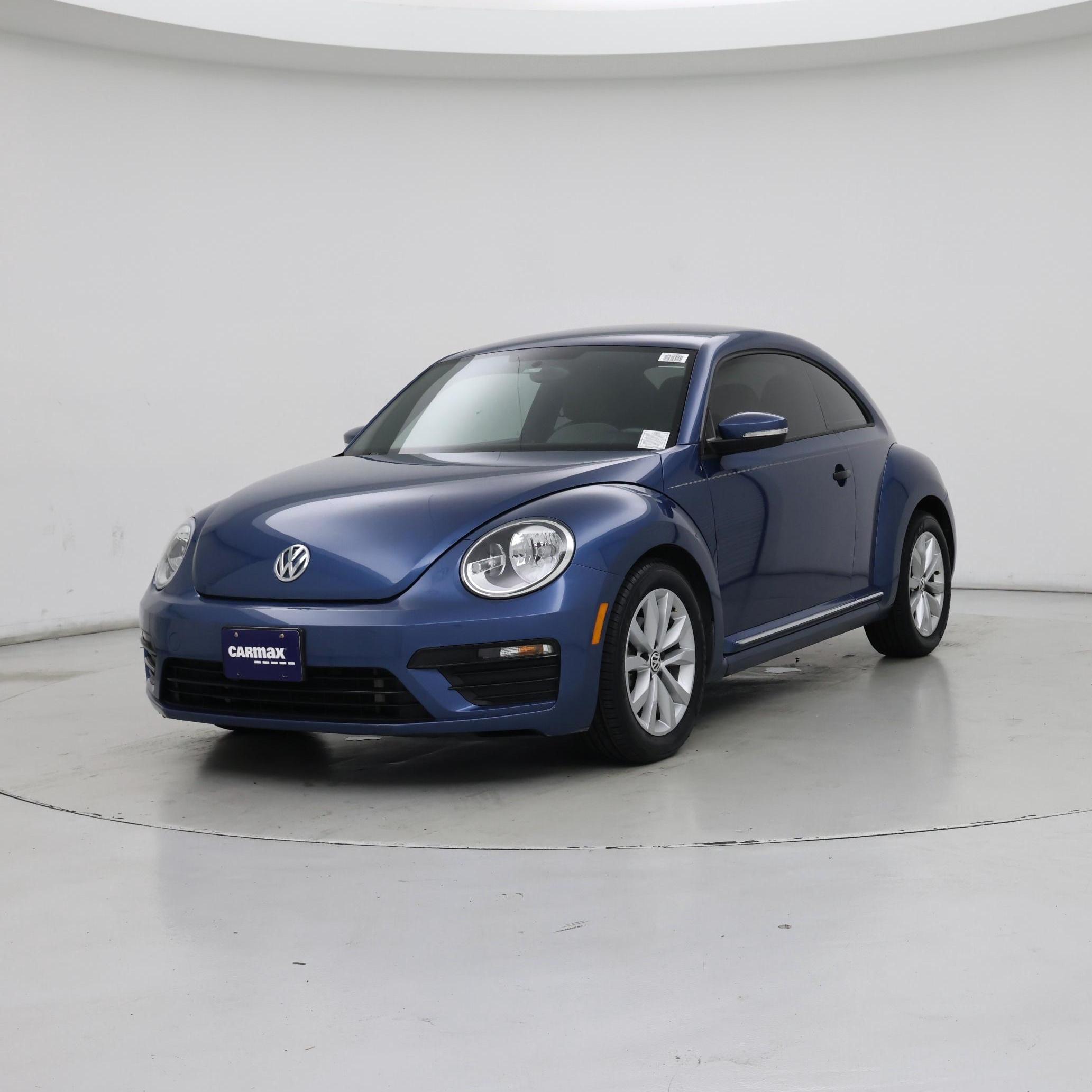 Thumbnail: 2017 Volkswagen Beetle - 4