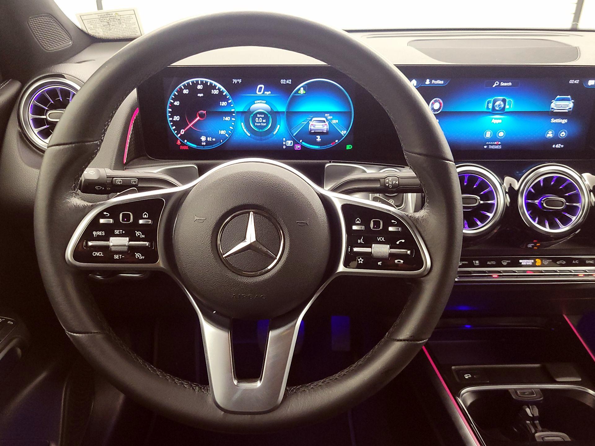 Thumbnail: 2022 Mercedes-Benz GLB - 10