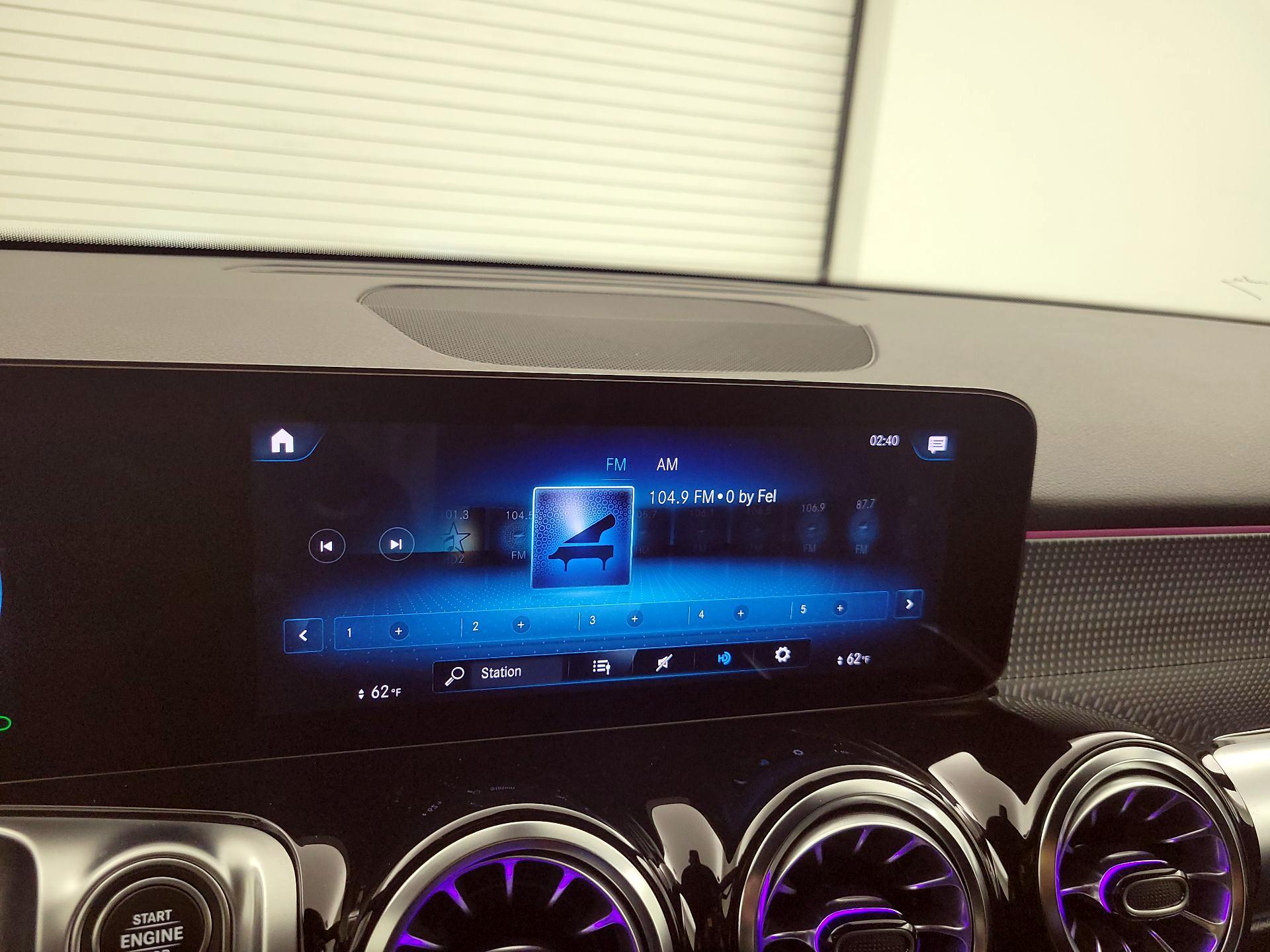 Thumbnail: 2022 Mercedes-Benz GLB - 15