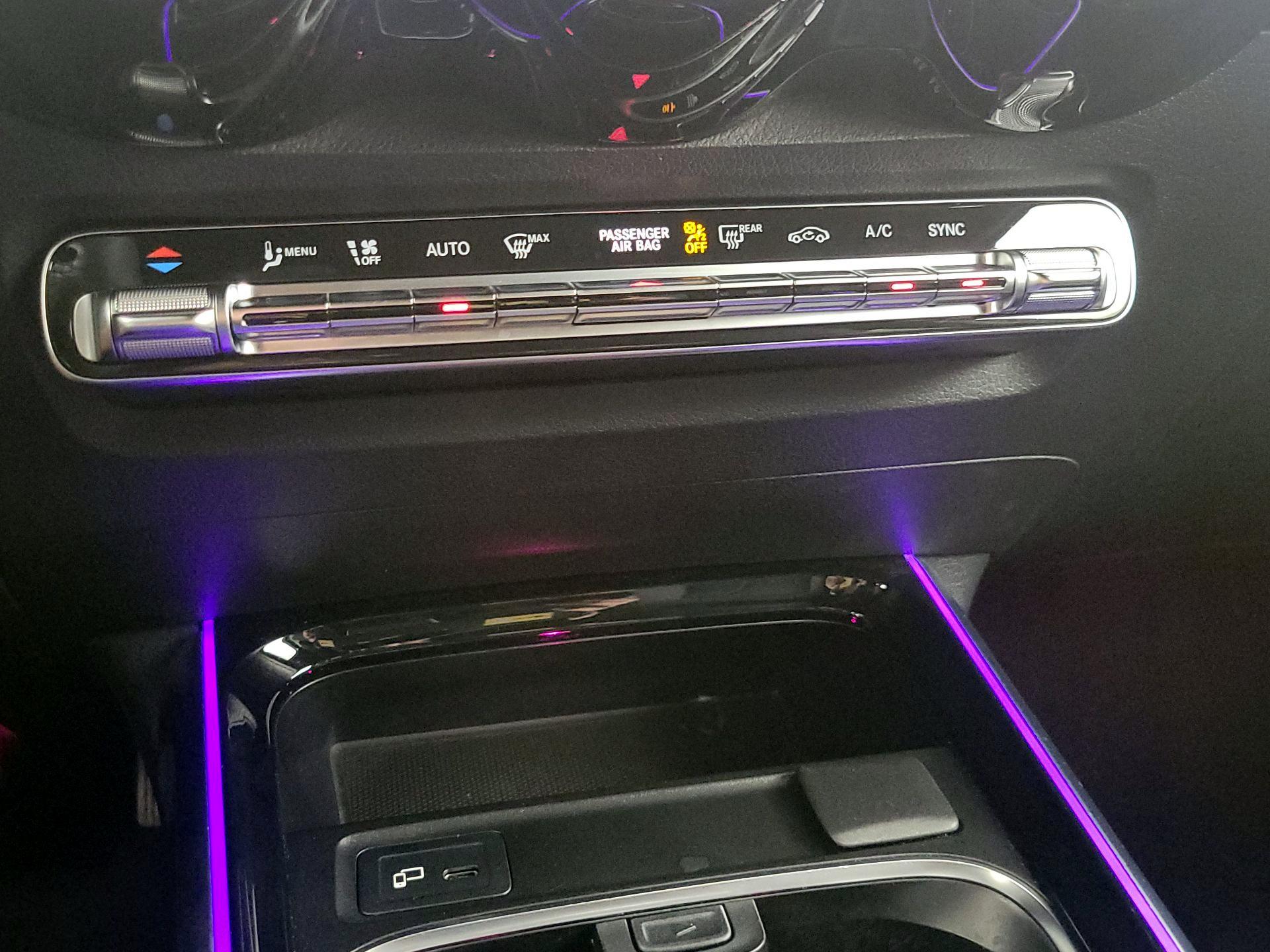 Thumbnail: 2022 Mercedes-Benz GLB - 16