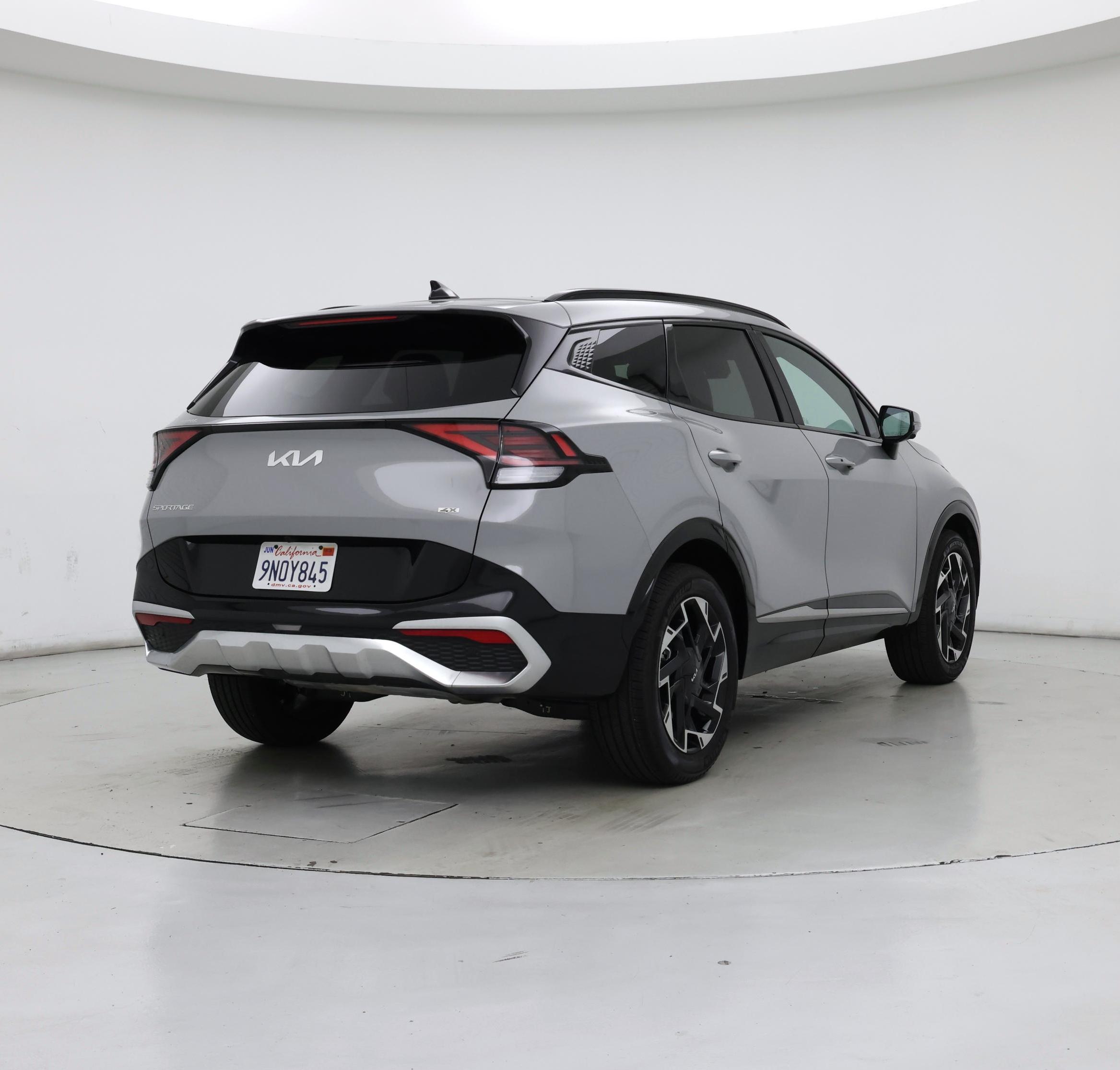 Thumbnail: 2024 Kia Sportage - 8