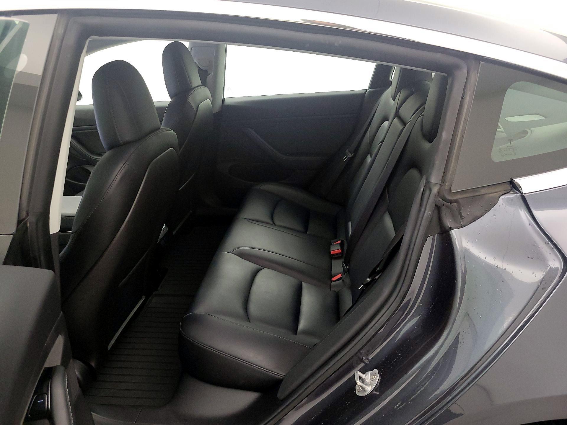 Thumbnail: 2019 Tesla Model 3 - 19