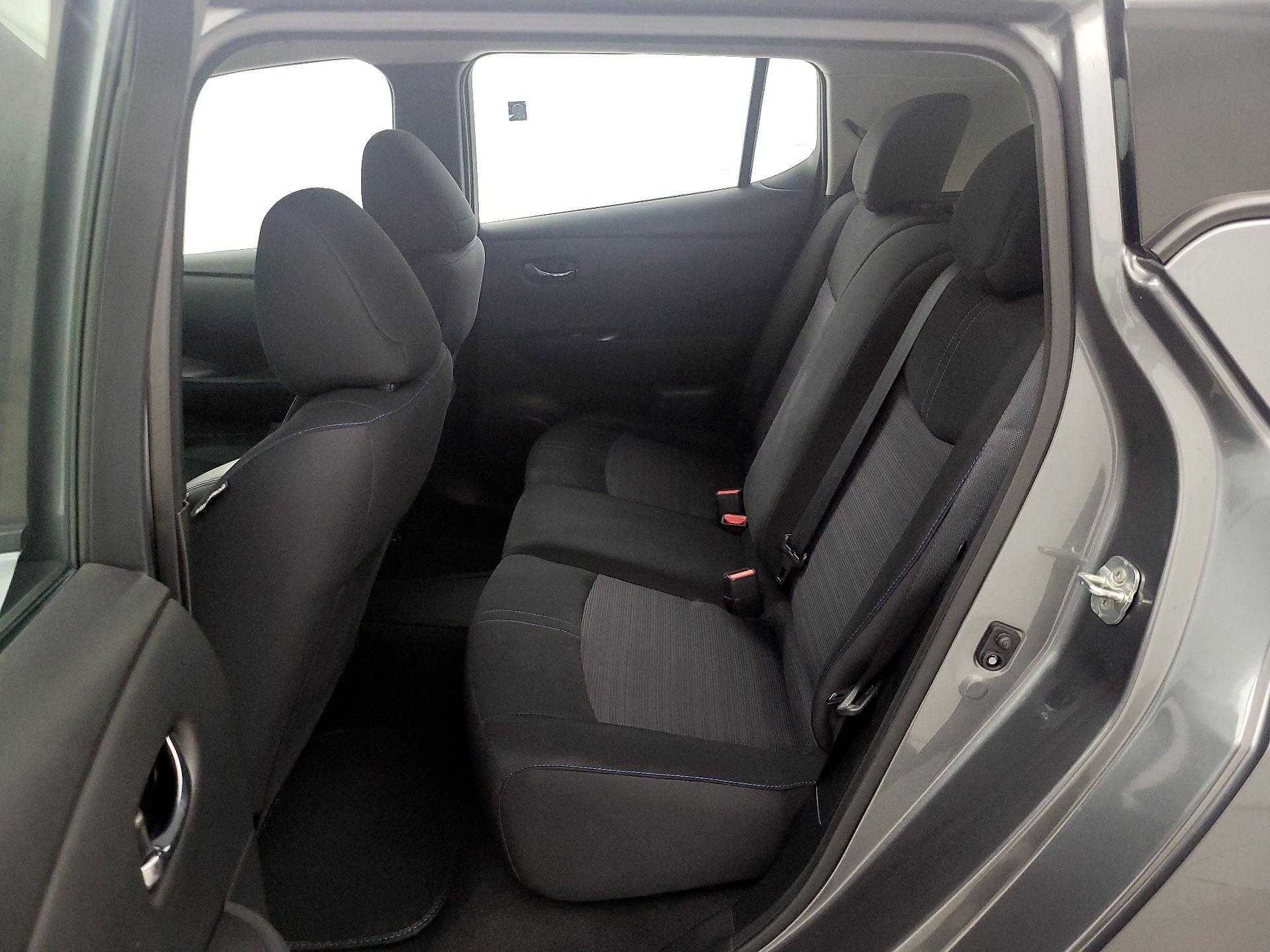 Thumbnail: 2019 Nissan Leaf - 17
