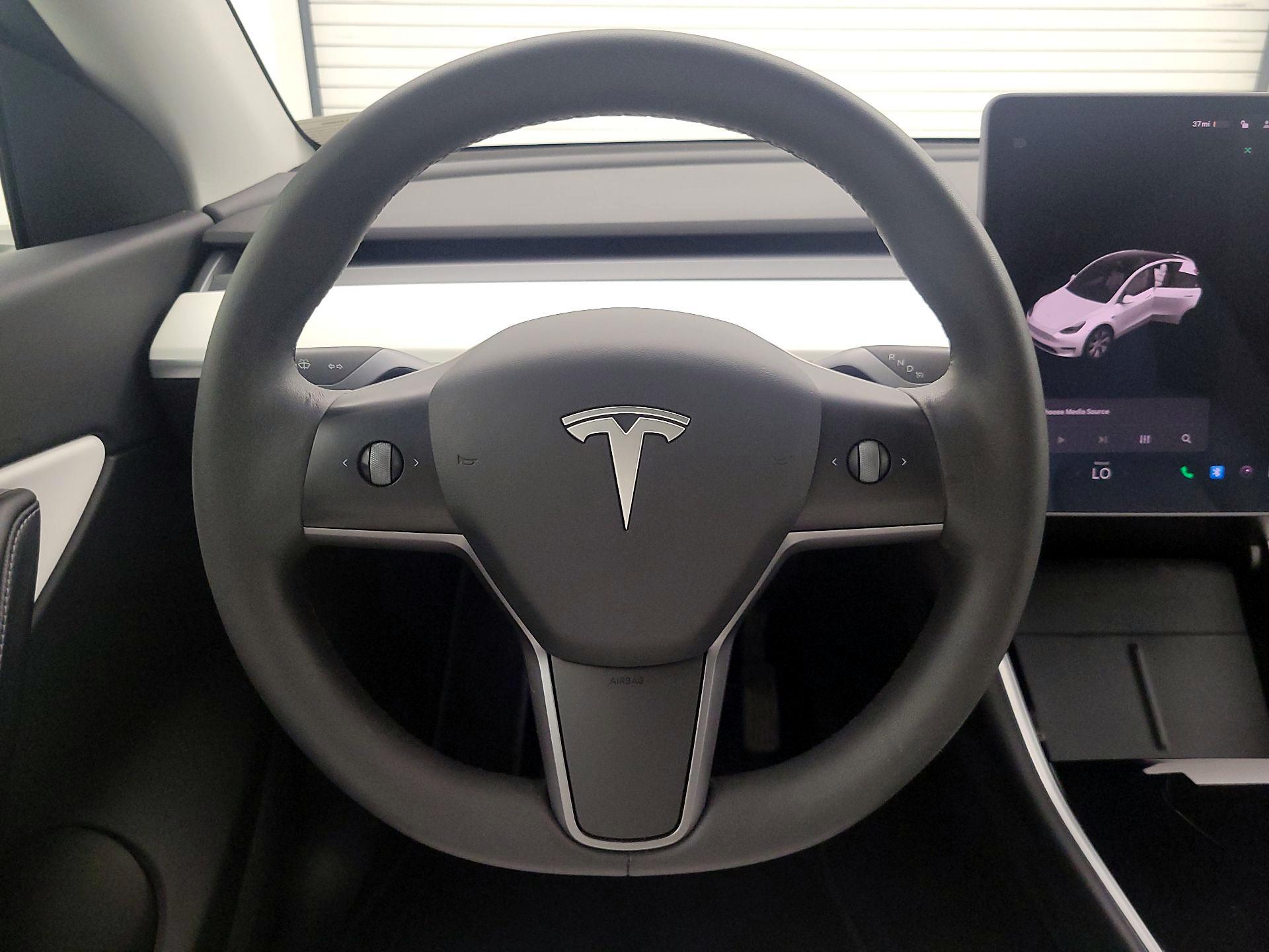Thumbnail: 2021 Tesla Model Y - 10