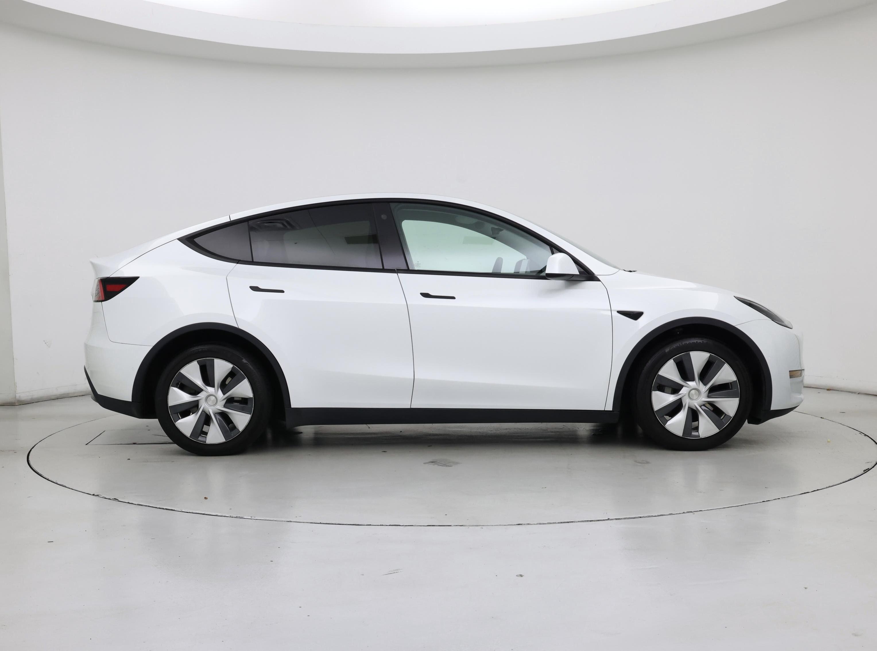 Thumbnail: 2021 Tesla Model Y - 7