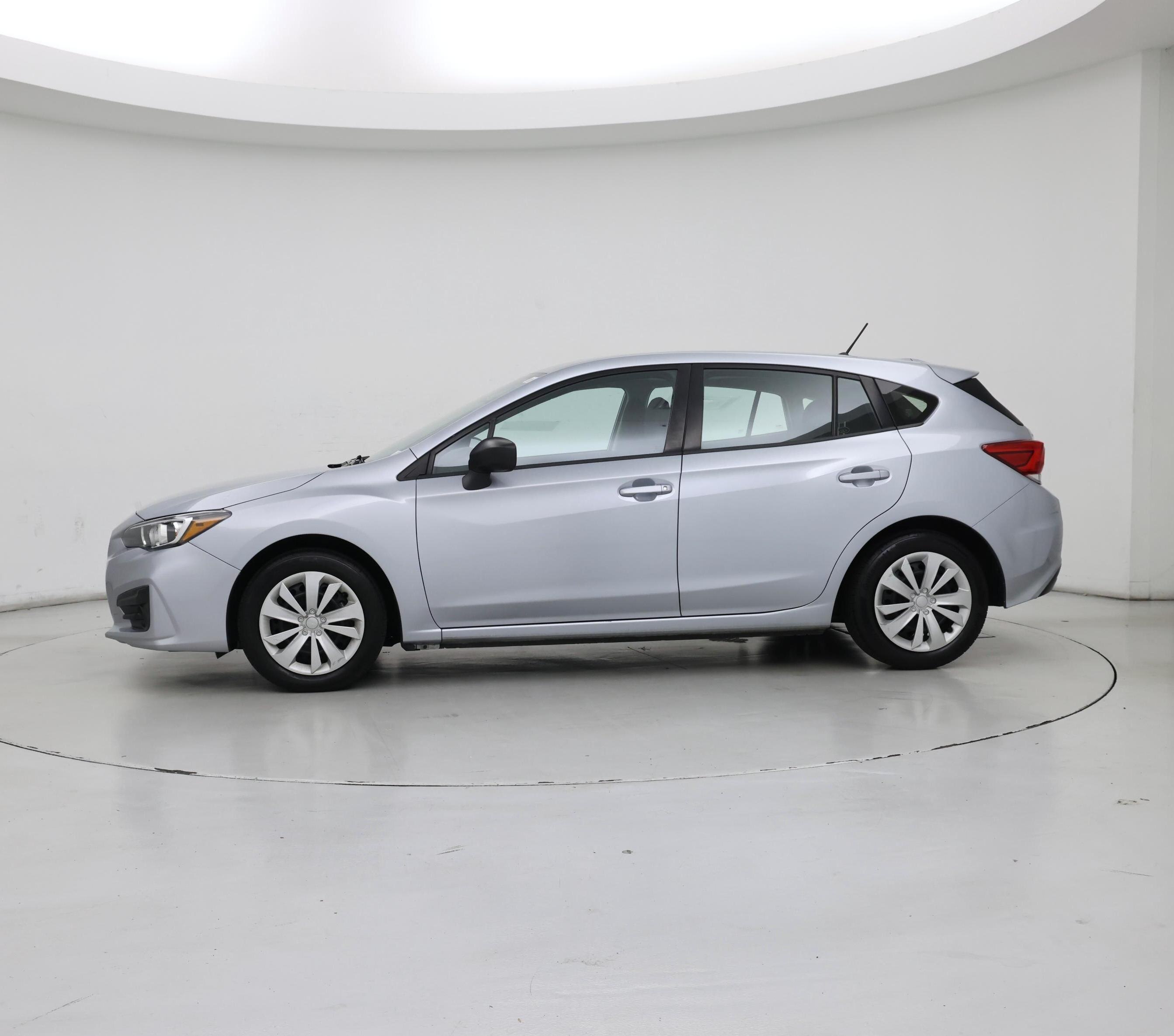 Thumbnail: 2017 Subaru Impreza - 3