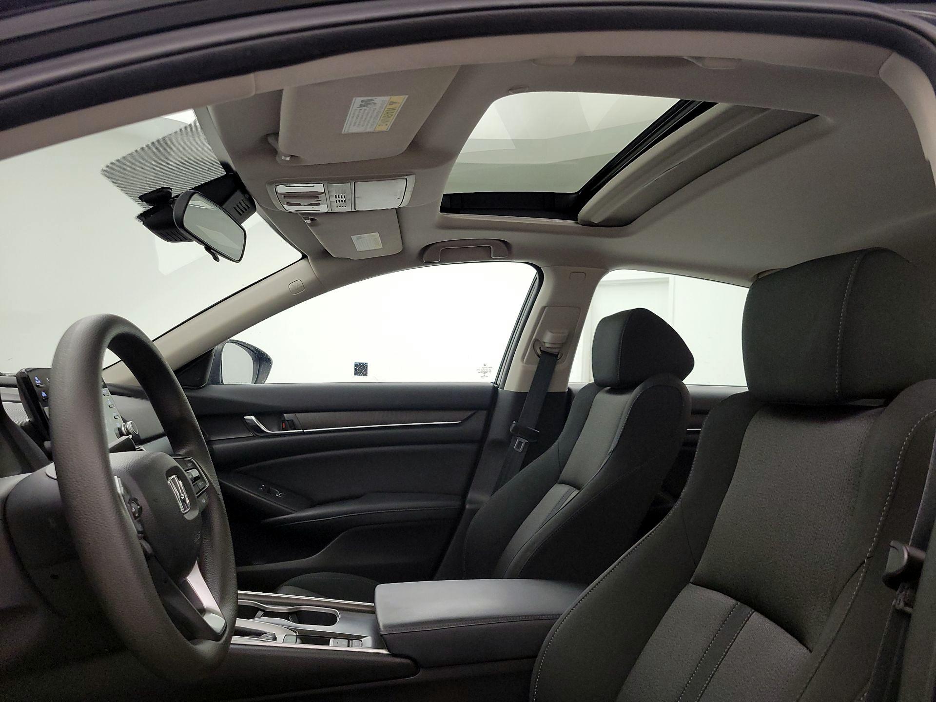 Thumbnail: 2018 Honda Accord - 19
