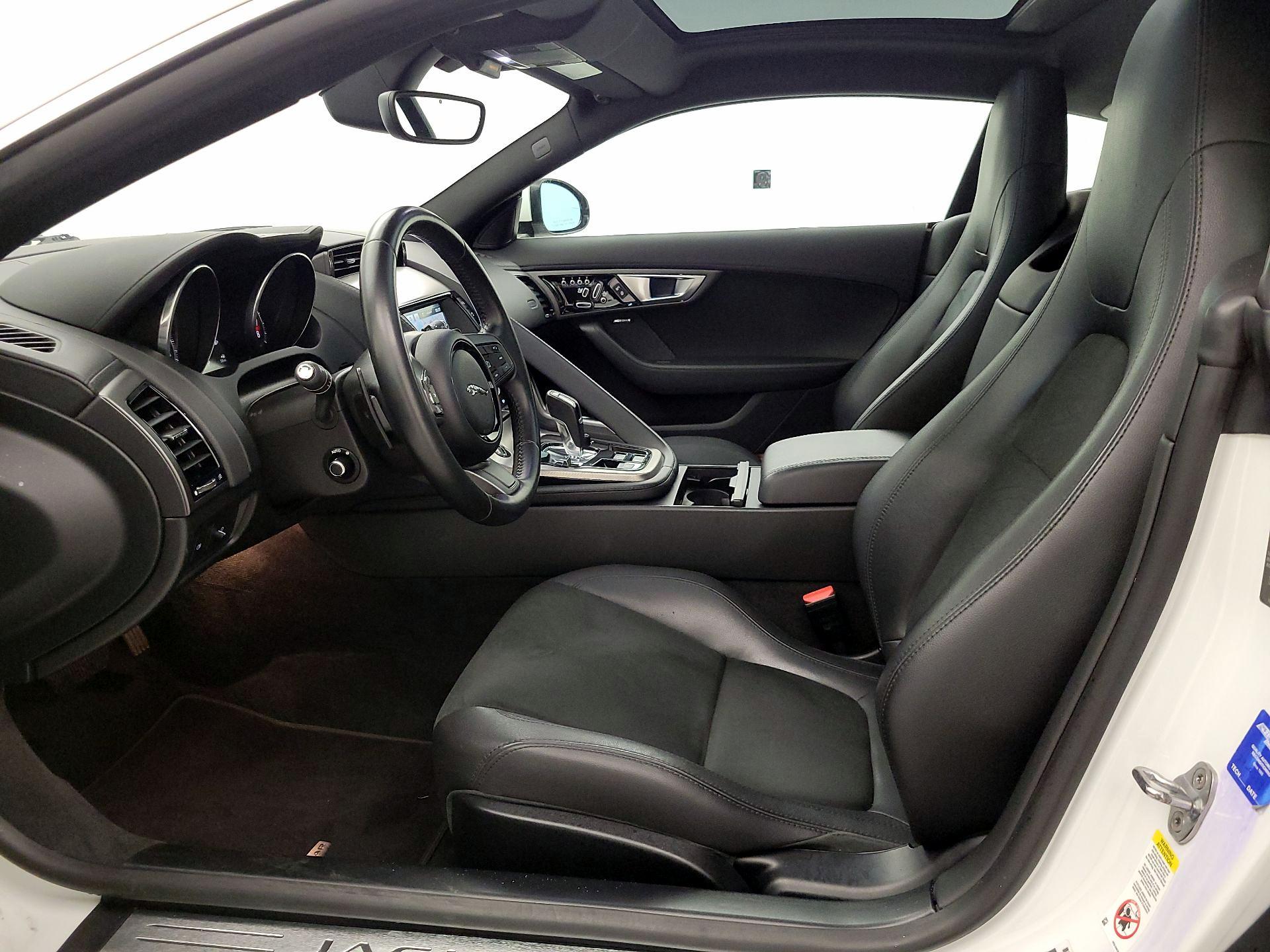 Thumbnail: 2016 Jaguar F-Type - 11