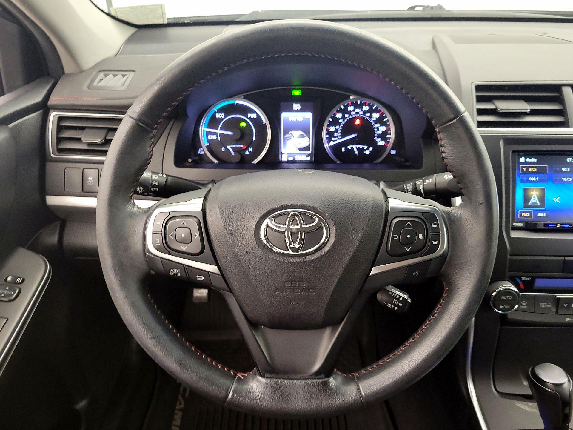 Thumbnail: 2016 Toyota Camry - 10