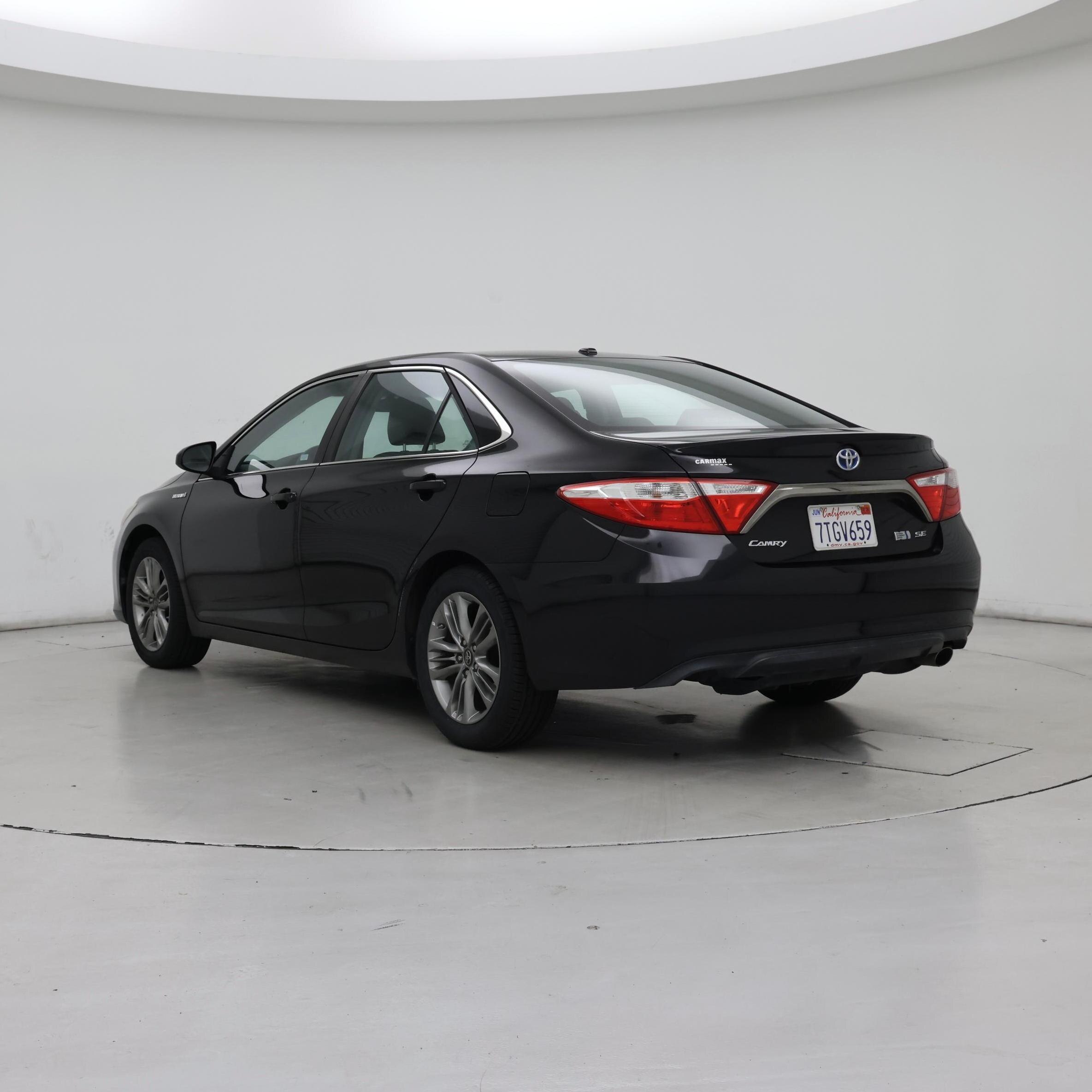 Thumbnail: 2016 Toyota Camry - 2