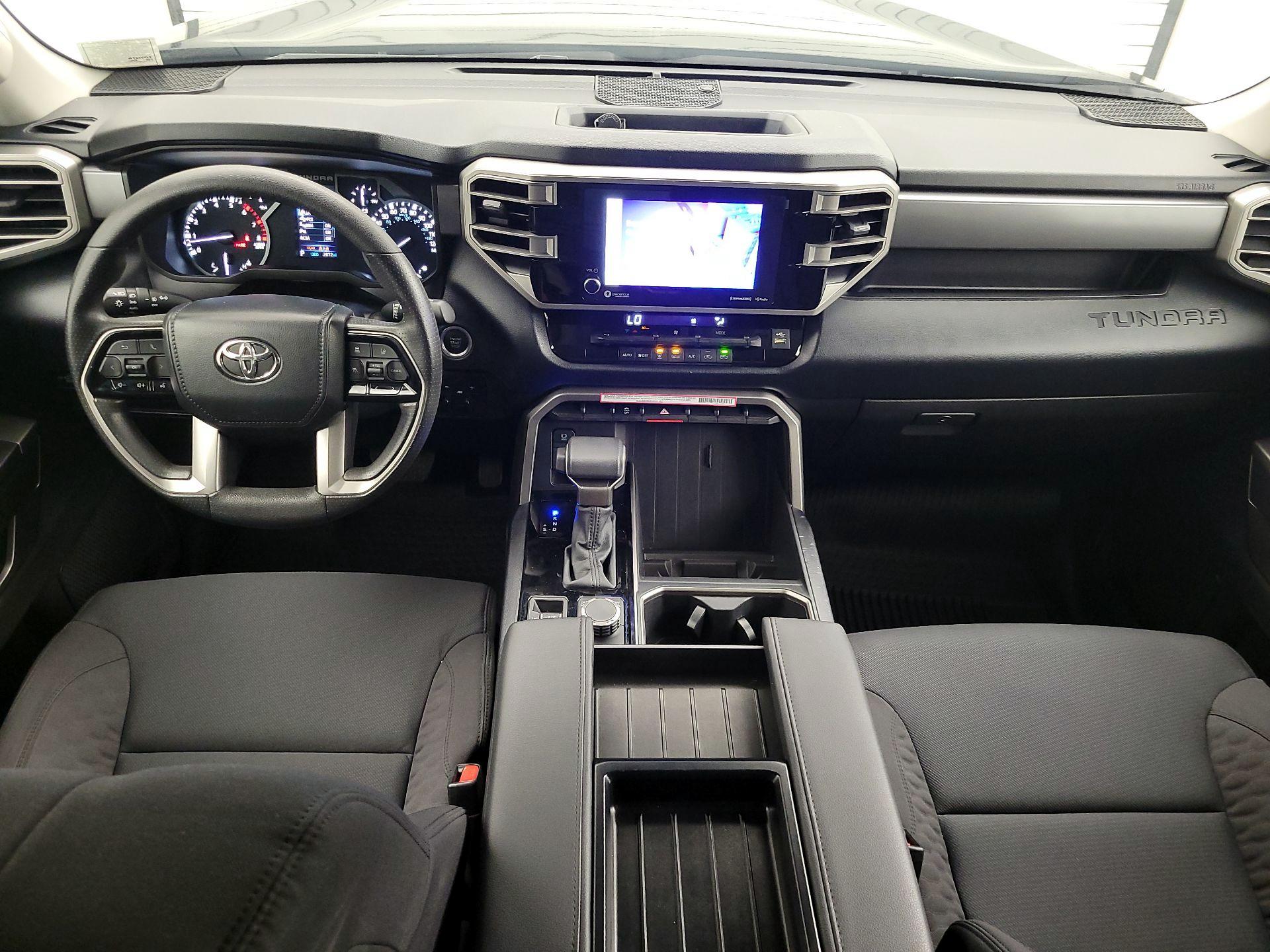 Thumbnail: 2024 Toyota Tundra - 9