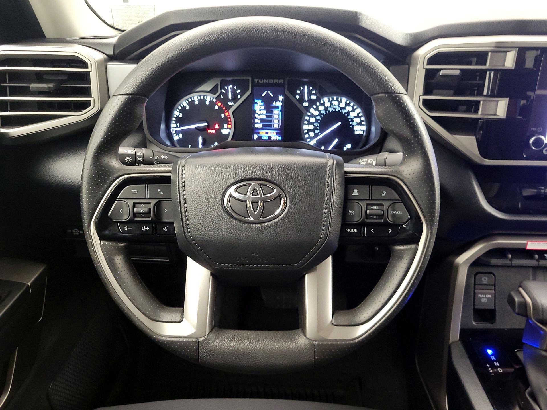 Thumbnail: 2024 Toyota Tundra - 10