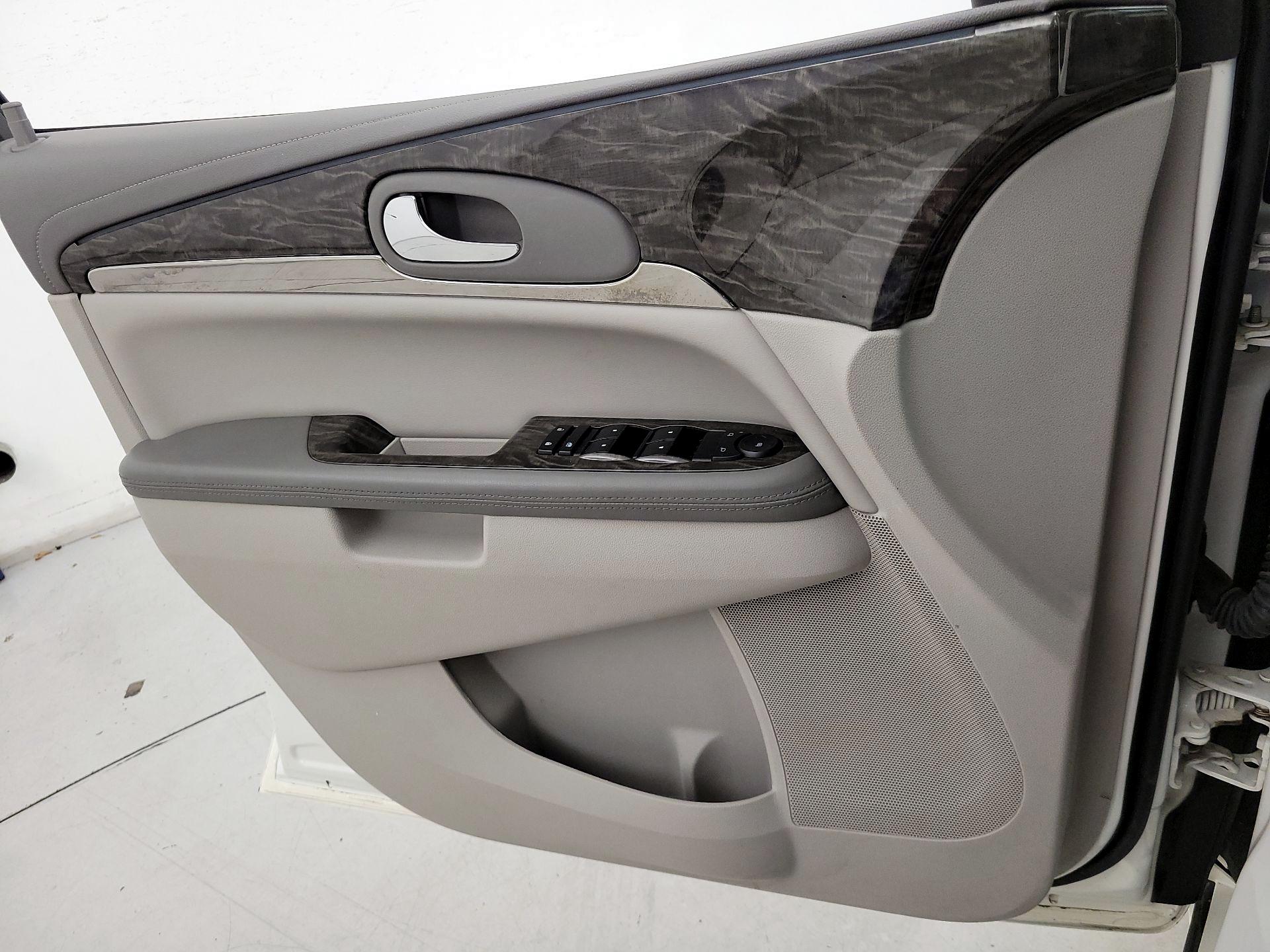 Thumbnail: 2014 Buick Enclave - 12