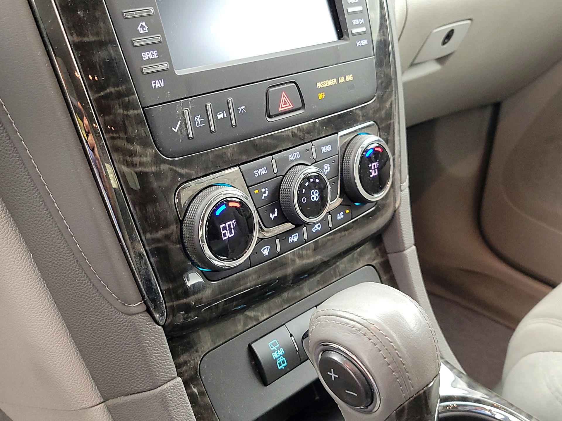 Thumbnail: 2014 Buick Enclave - 16