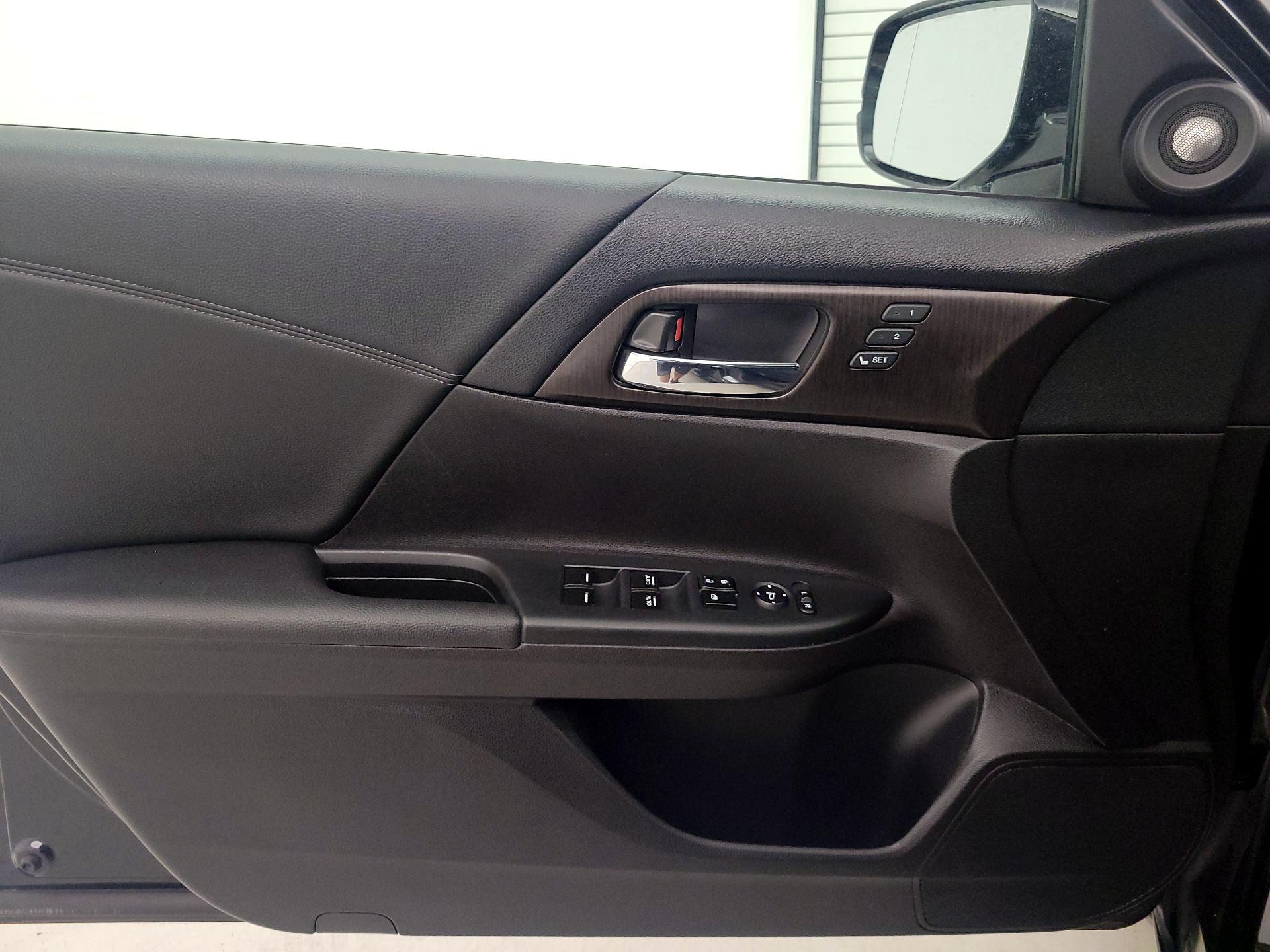 Thumbnail: 2014 Honda Accord - 12