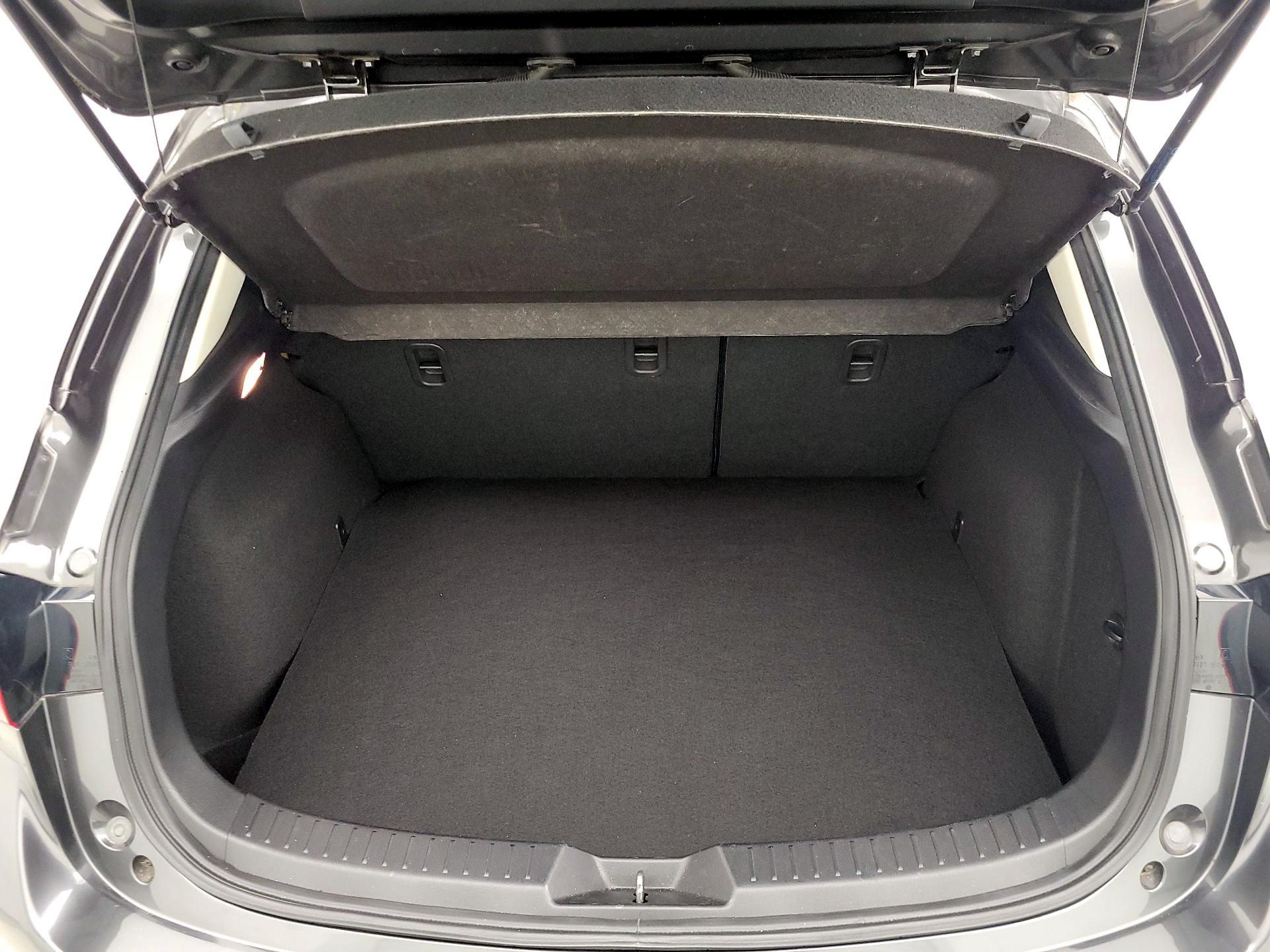 Thumbnail: 2018 Mazda Mazda3 - 20