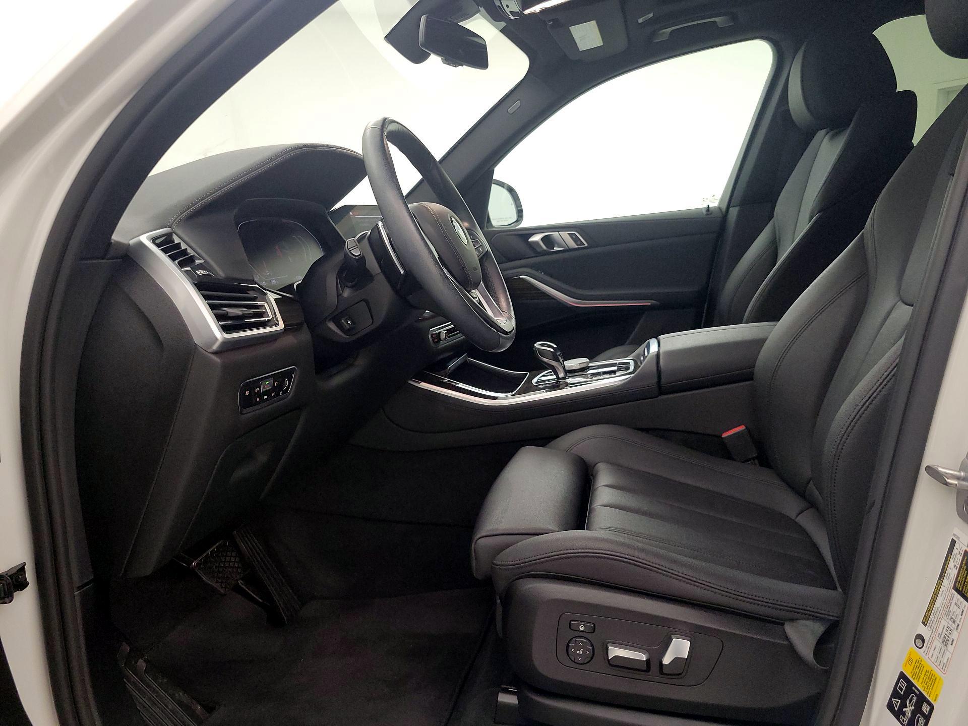Thumbnail: 2020 BMW X5 - 11