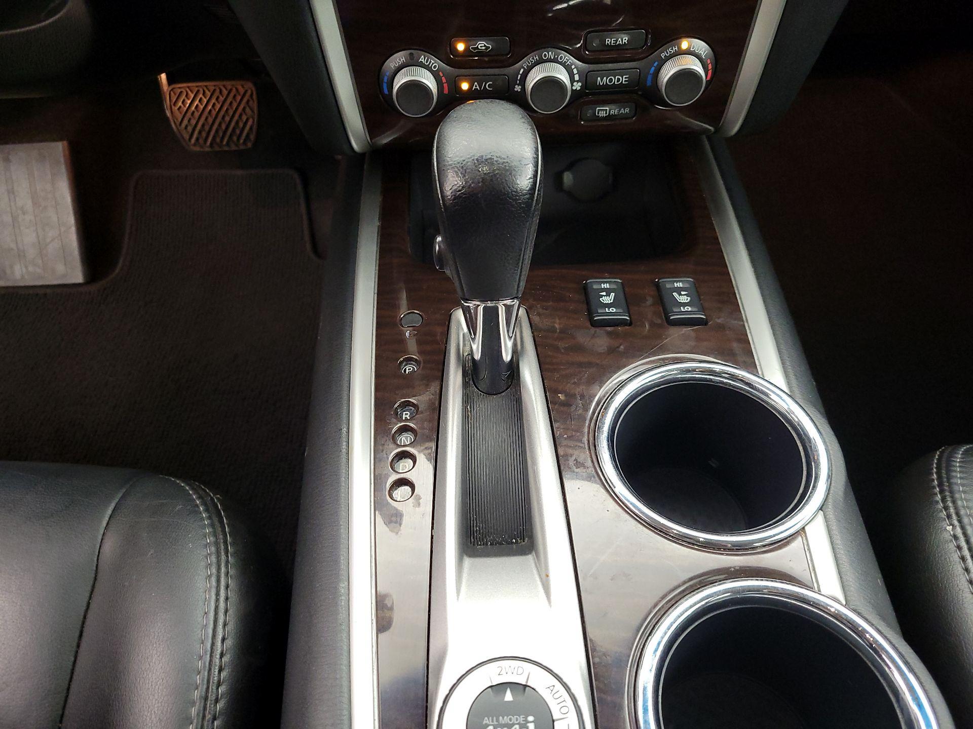 Thumbnail: 2014 Nissan Pathfinder - 18