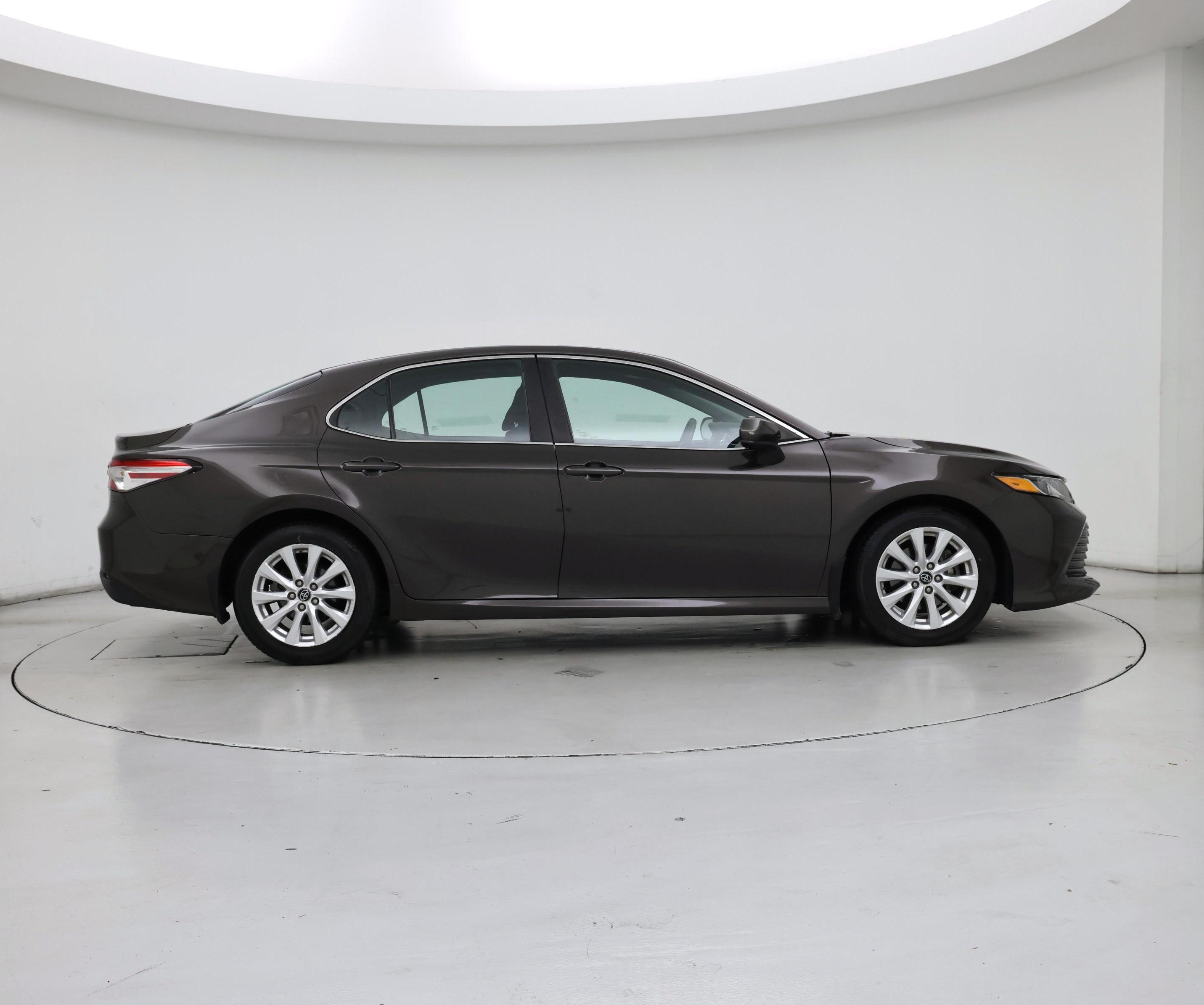 Thumbnail: 2018 Toyota Camry - 7